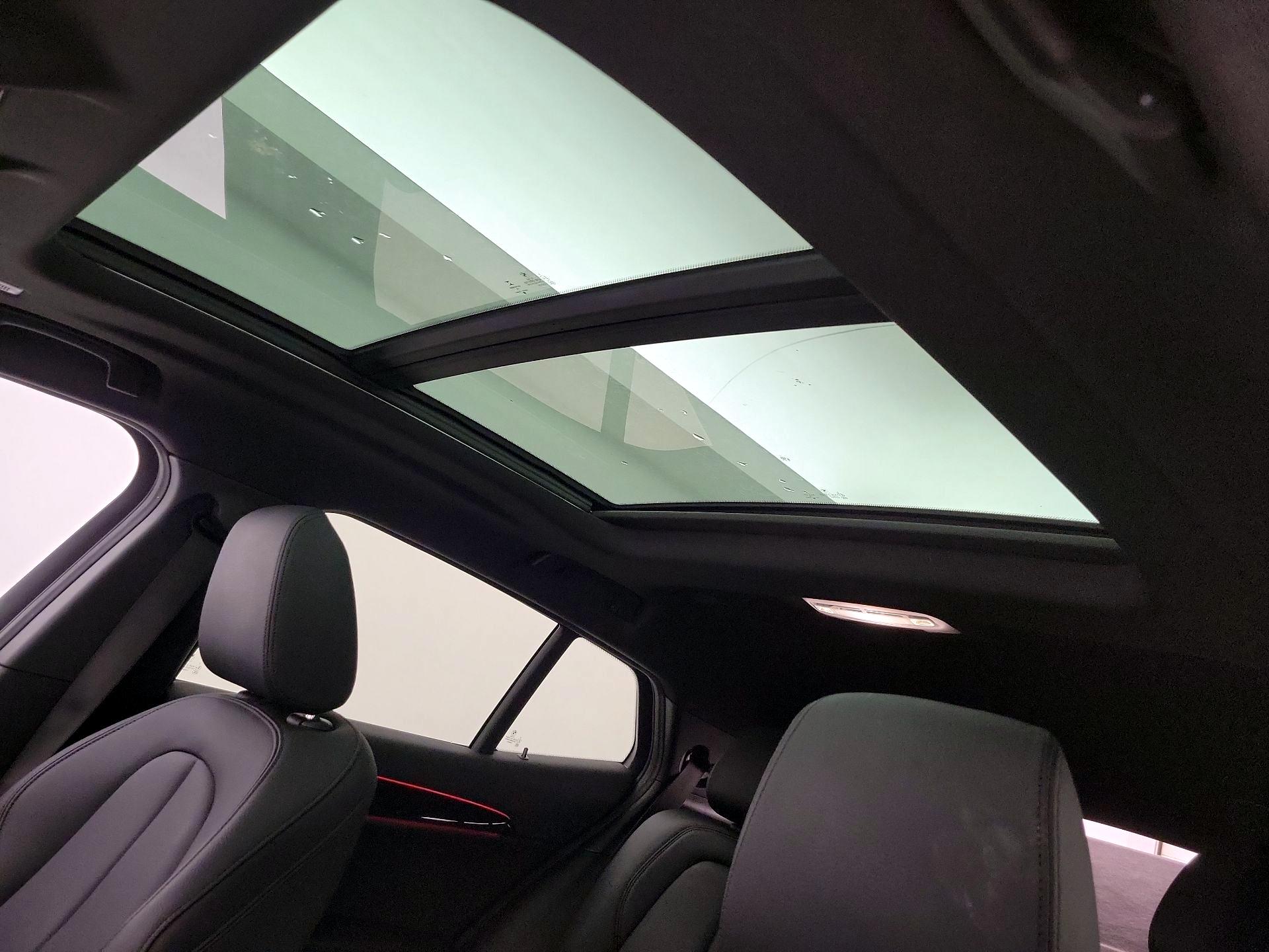 Thumbnail: 2020 BMW X2 - 20
