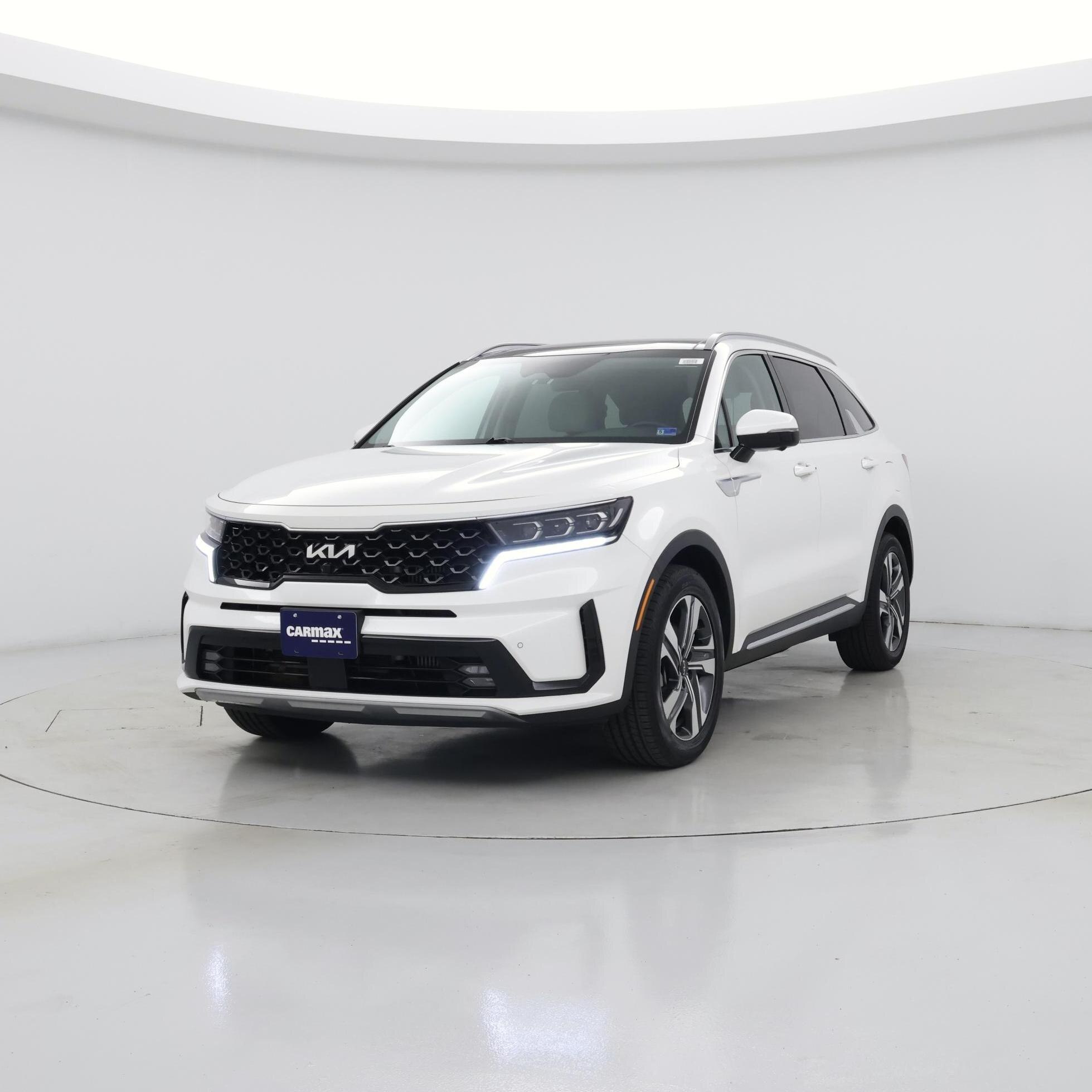 Thumbnail: 2023 Kia Sorento - 4