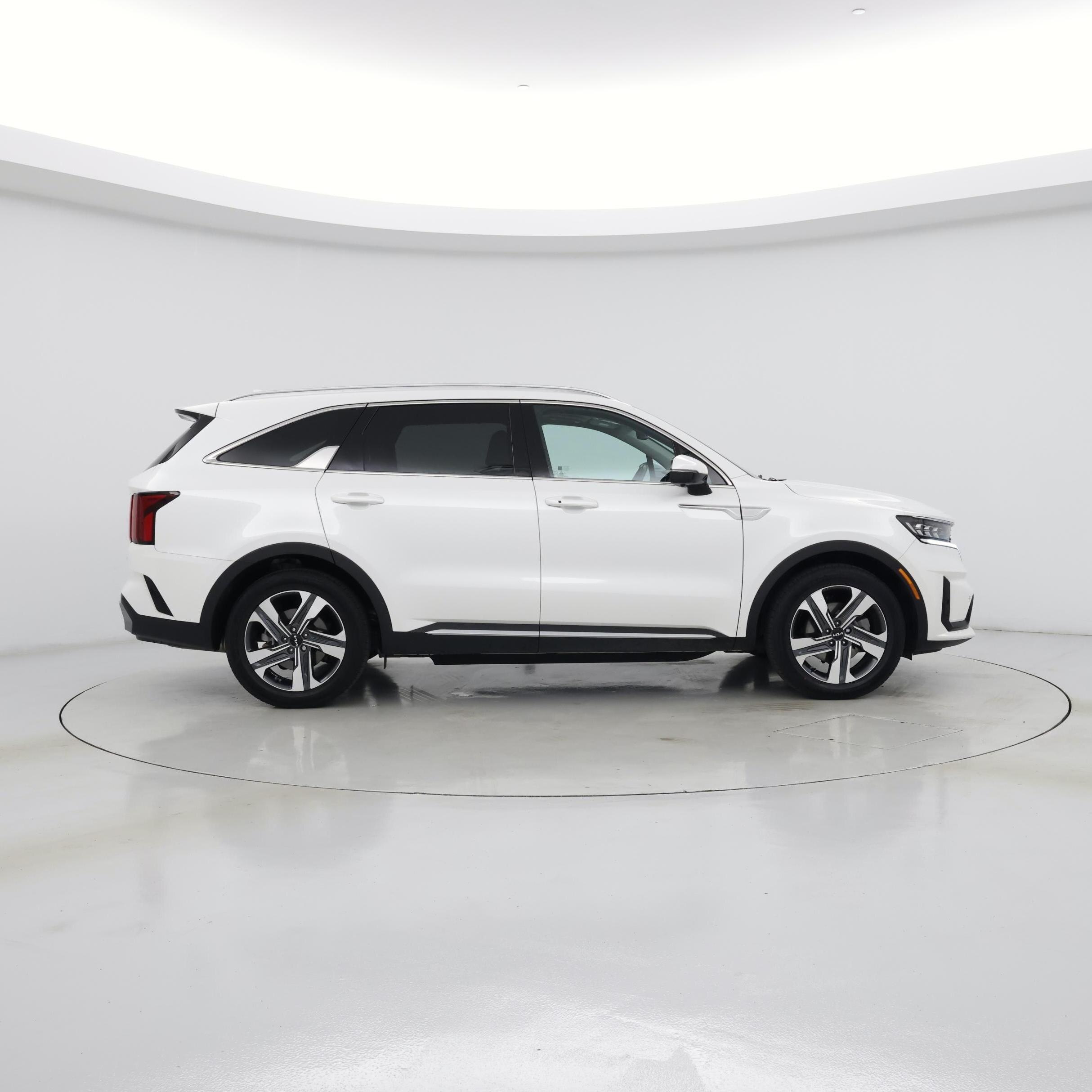 Thumbnail: 2023 Kia Sorento - 7