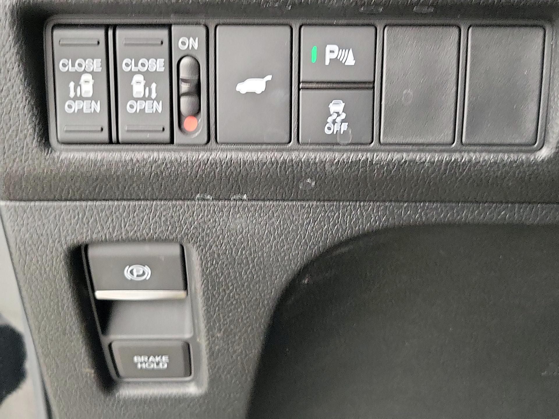 Thumbnail: 2025 Honda Odyssey - 13