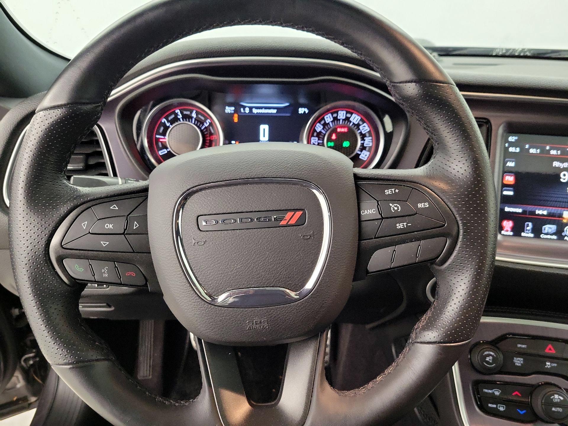 Thumbnail: 2016 Dodge Challenger - 10