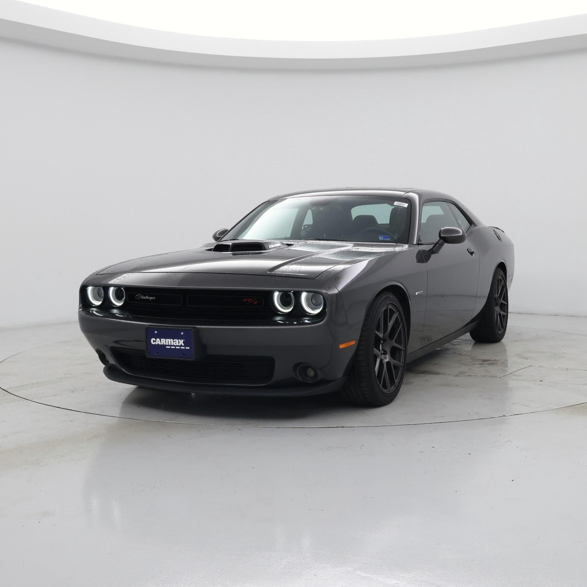Thumbnail: 2016 Dodge Challenger - 4