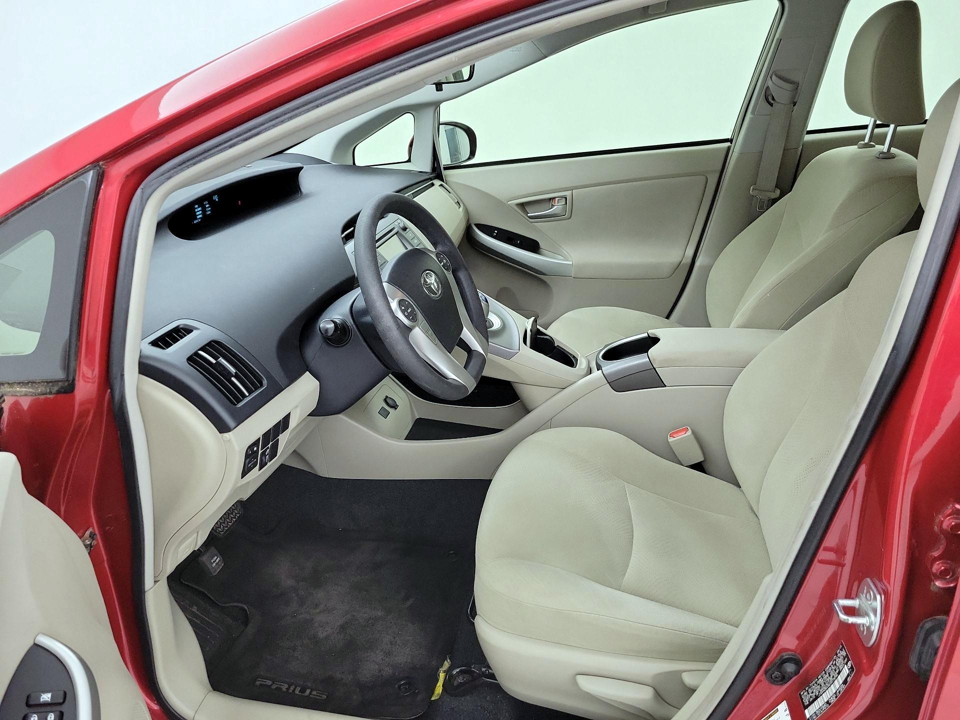 Thumbnail: 2014 Toyota Prius - 11