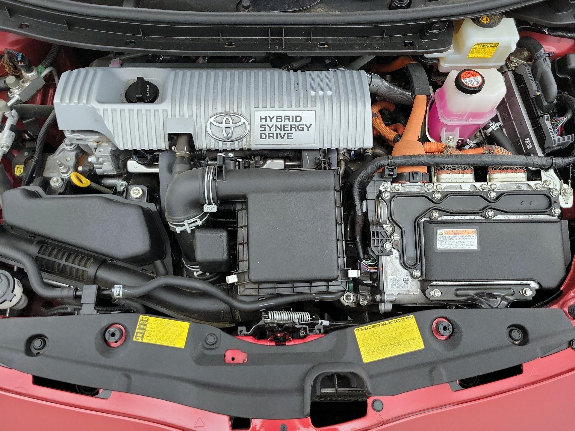 Thumbnail: 2014 Toyota Prius - 20