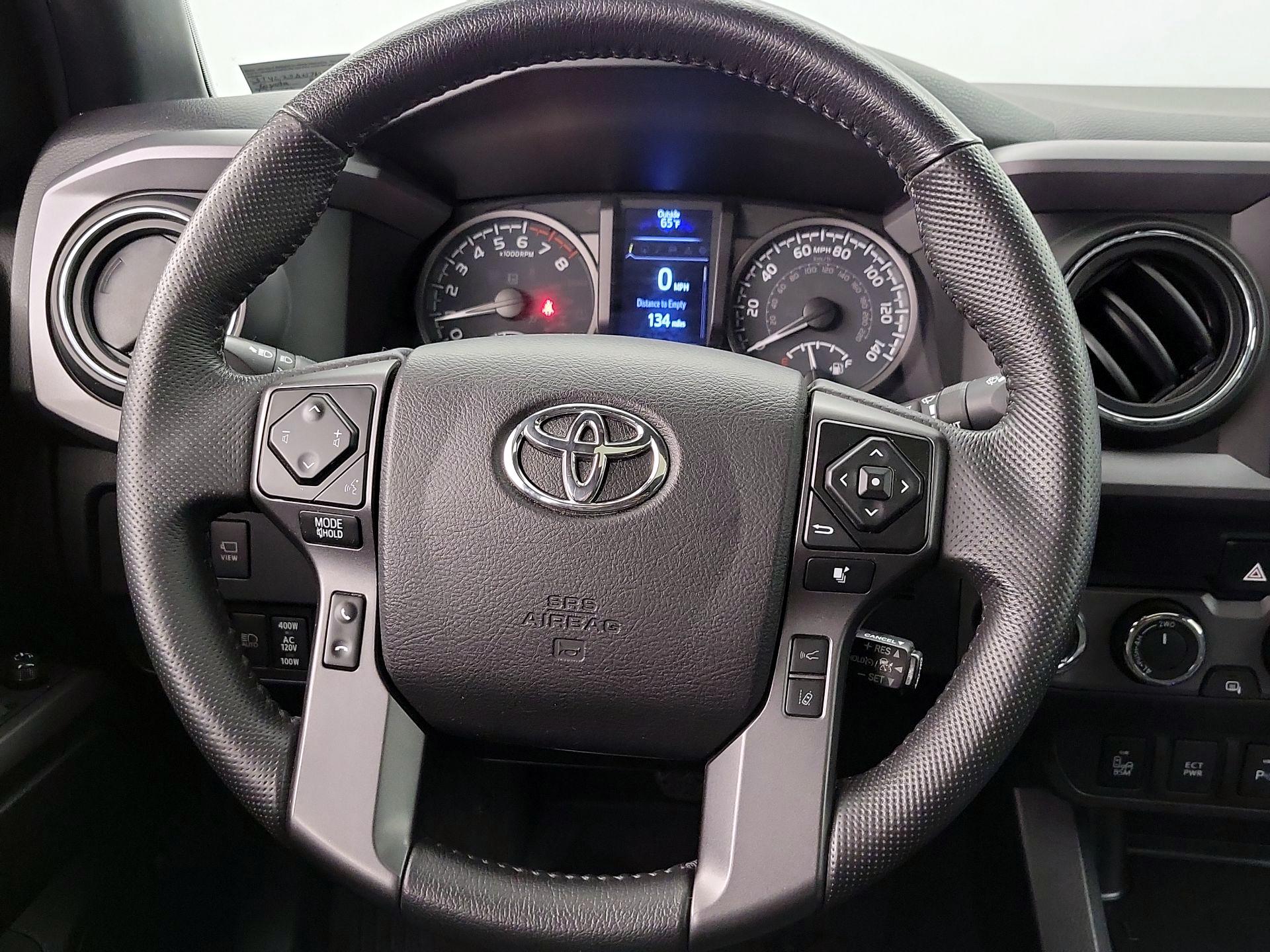 Thumbnail: 2021 Toyota Tacoma - 10