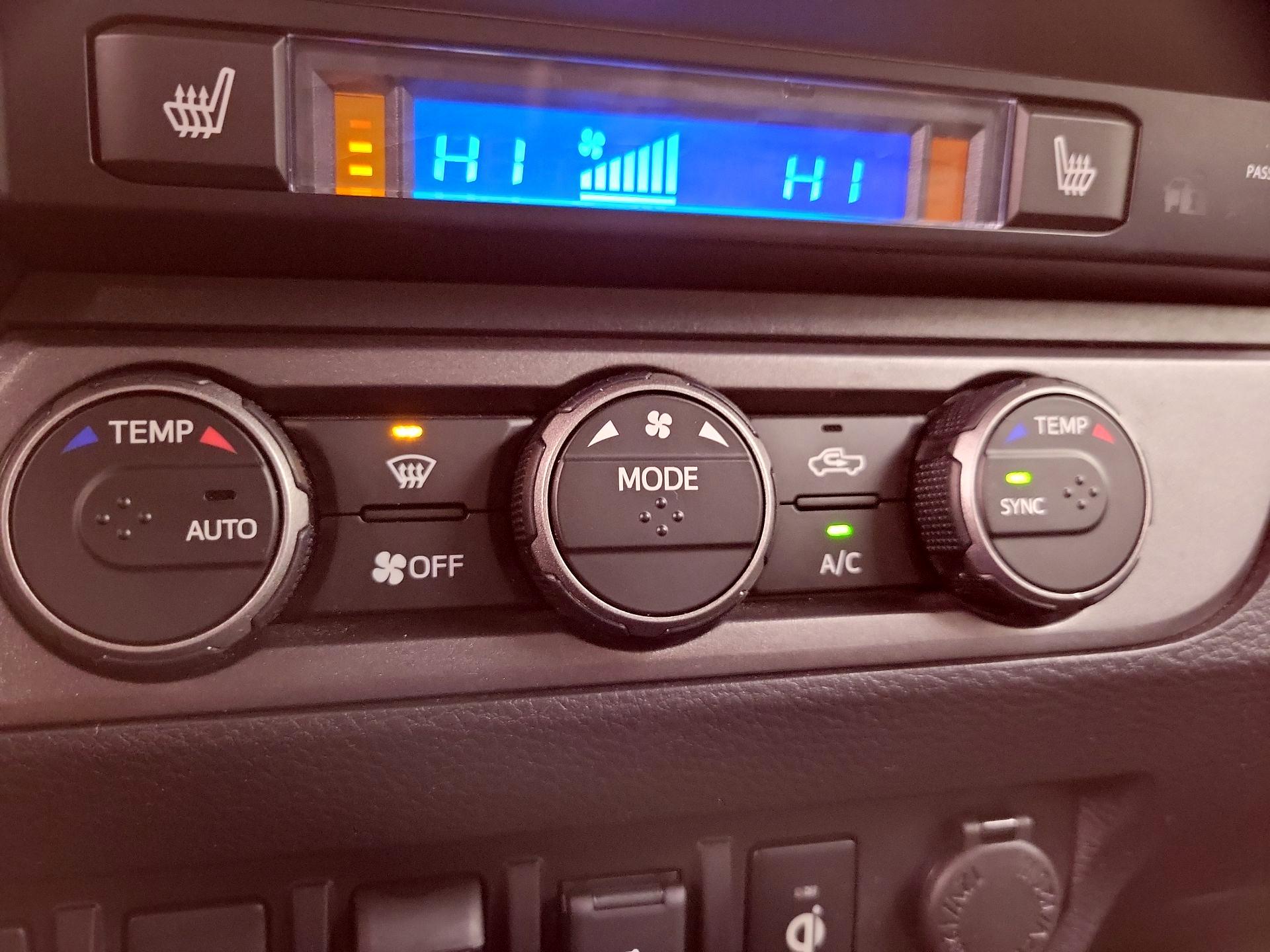 Thumbnail: 2021 Toyota Tacoma - 16