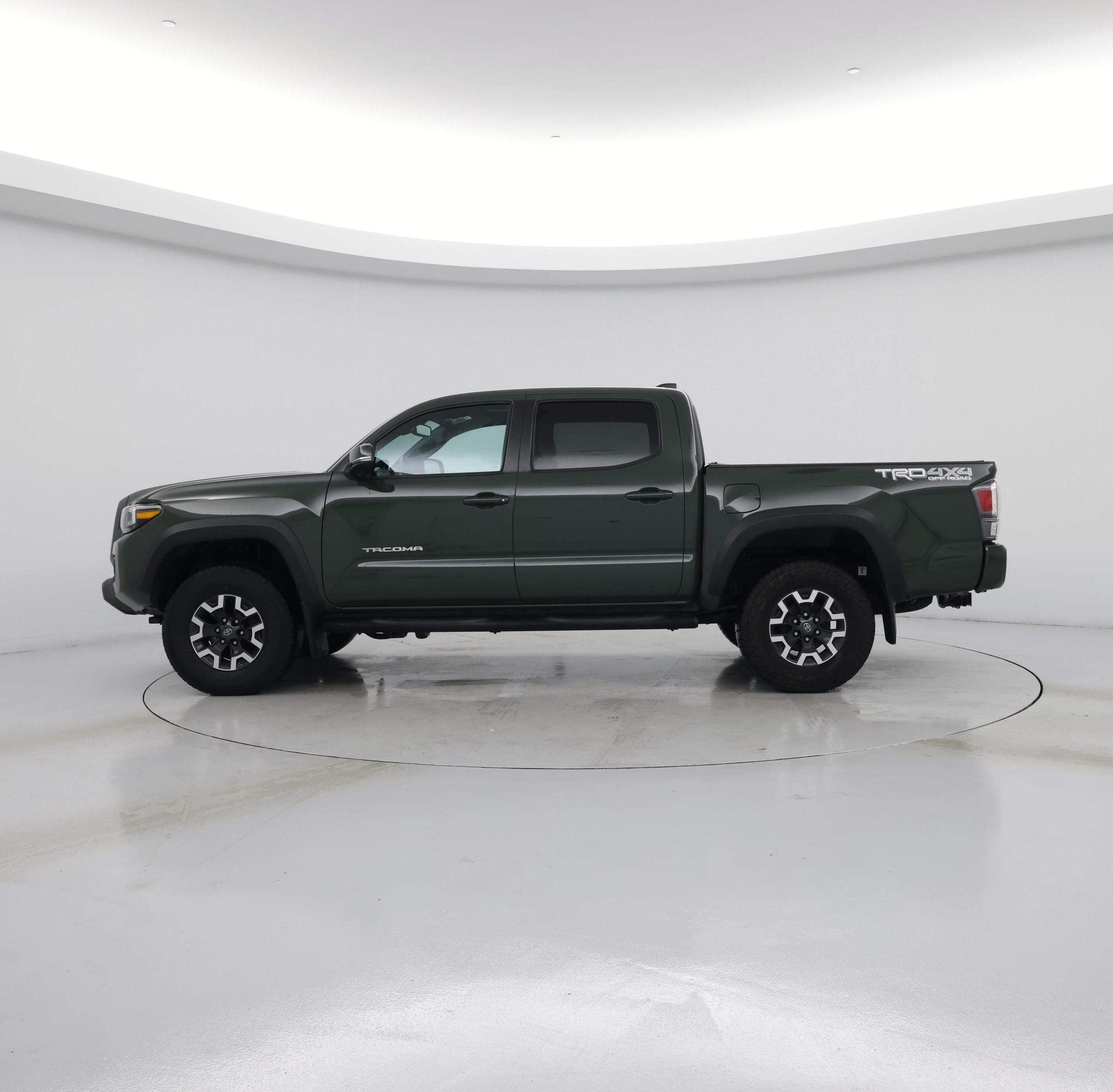 Thumbnail: 2021 Toyota Tacoma - 3