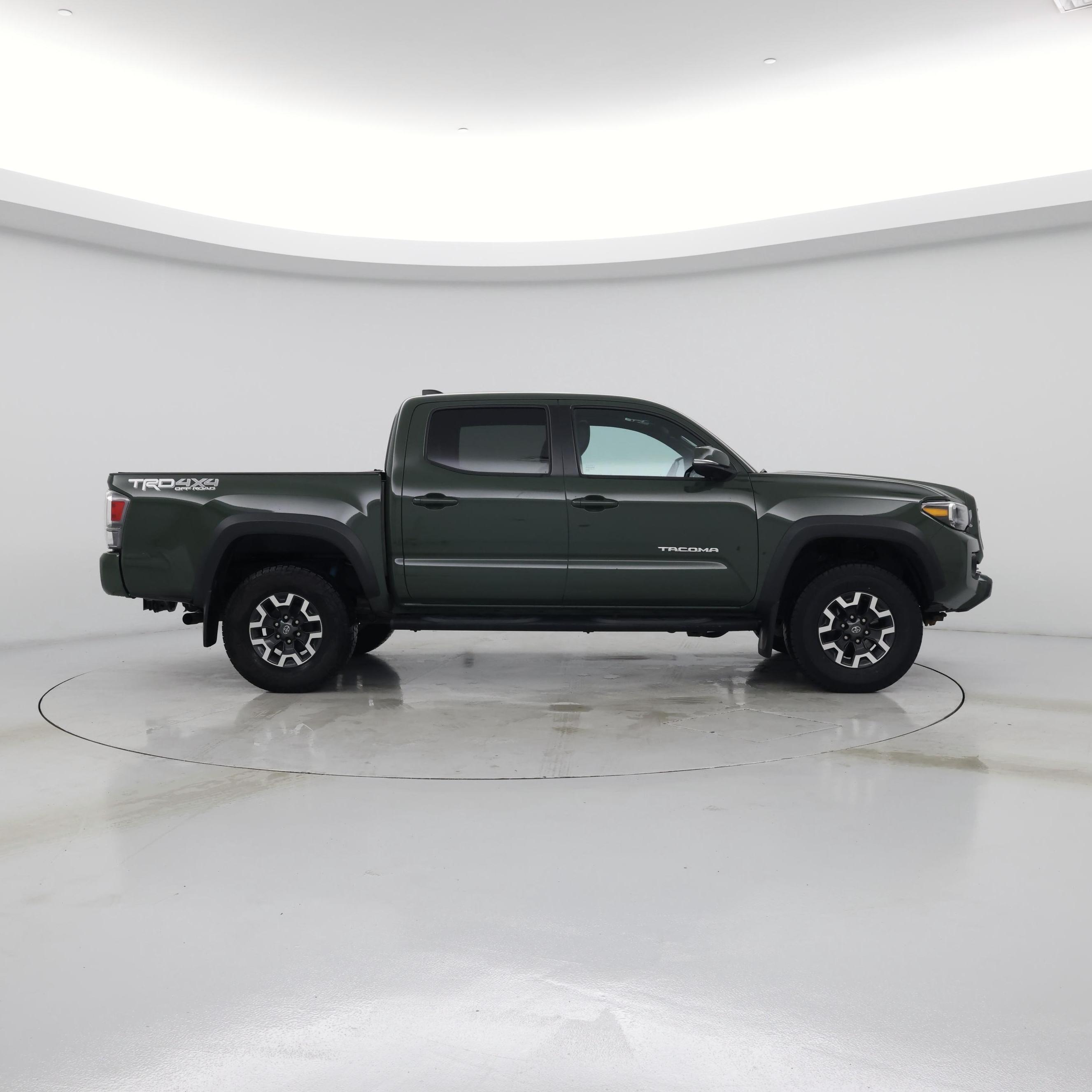 Thumbnail: 2021 Toyota Tacoma - 7