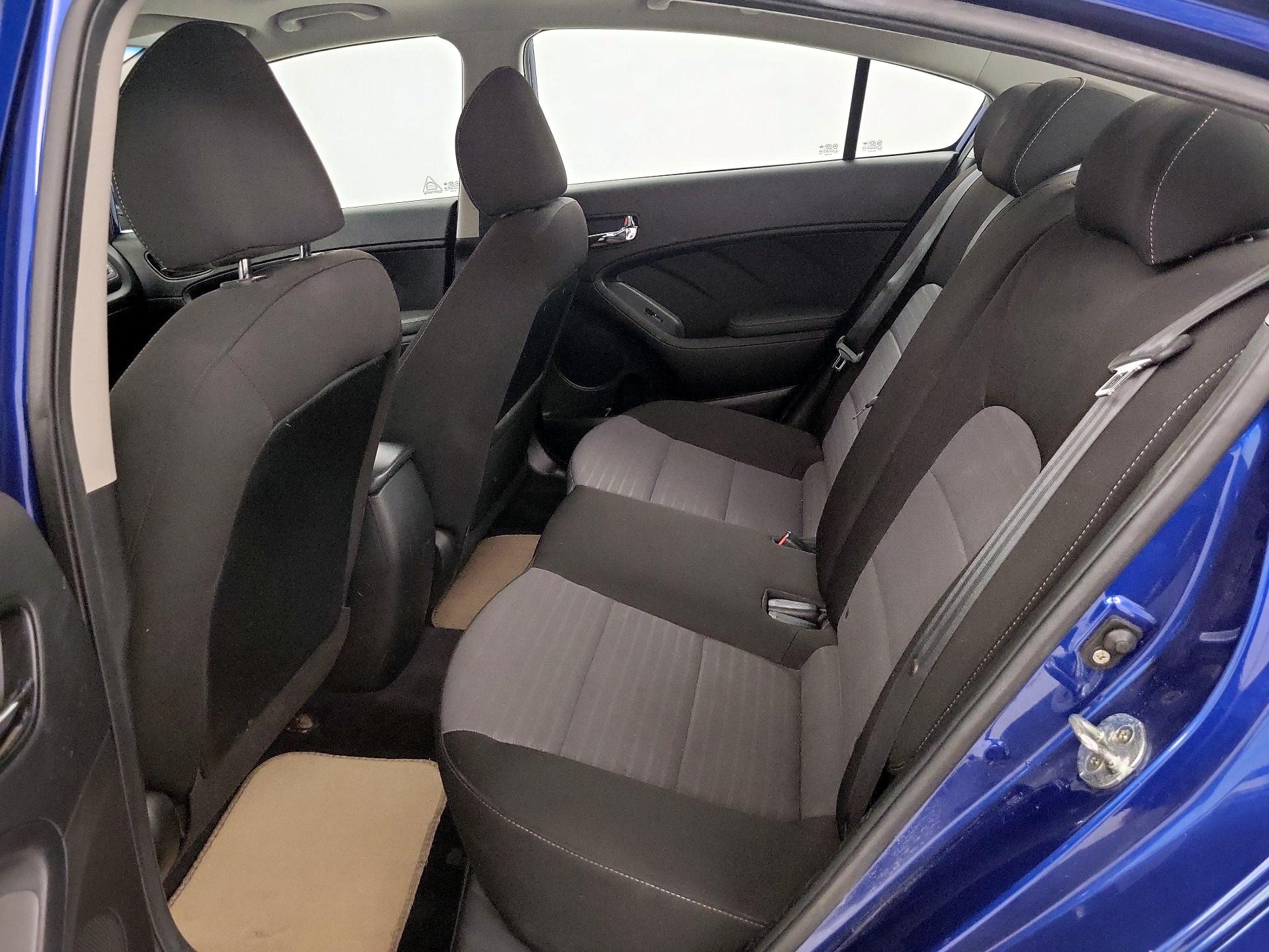Thumbnail: 2018 Kia Forte - 20