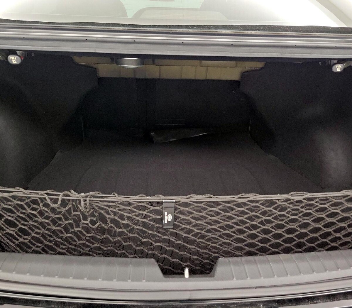 Trunk/Cargo (Seats Up)
