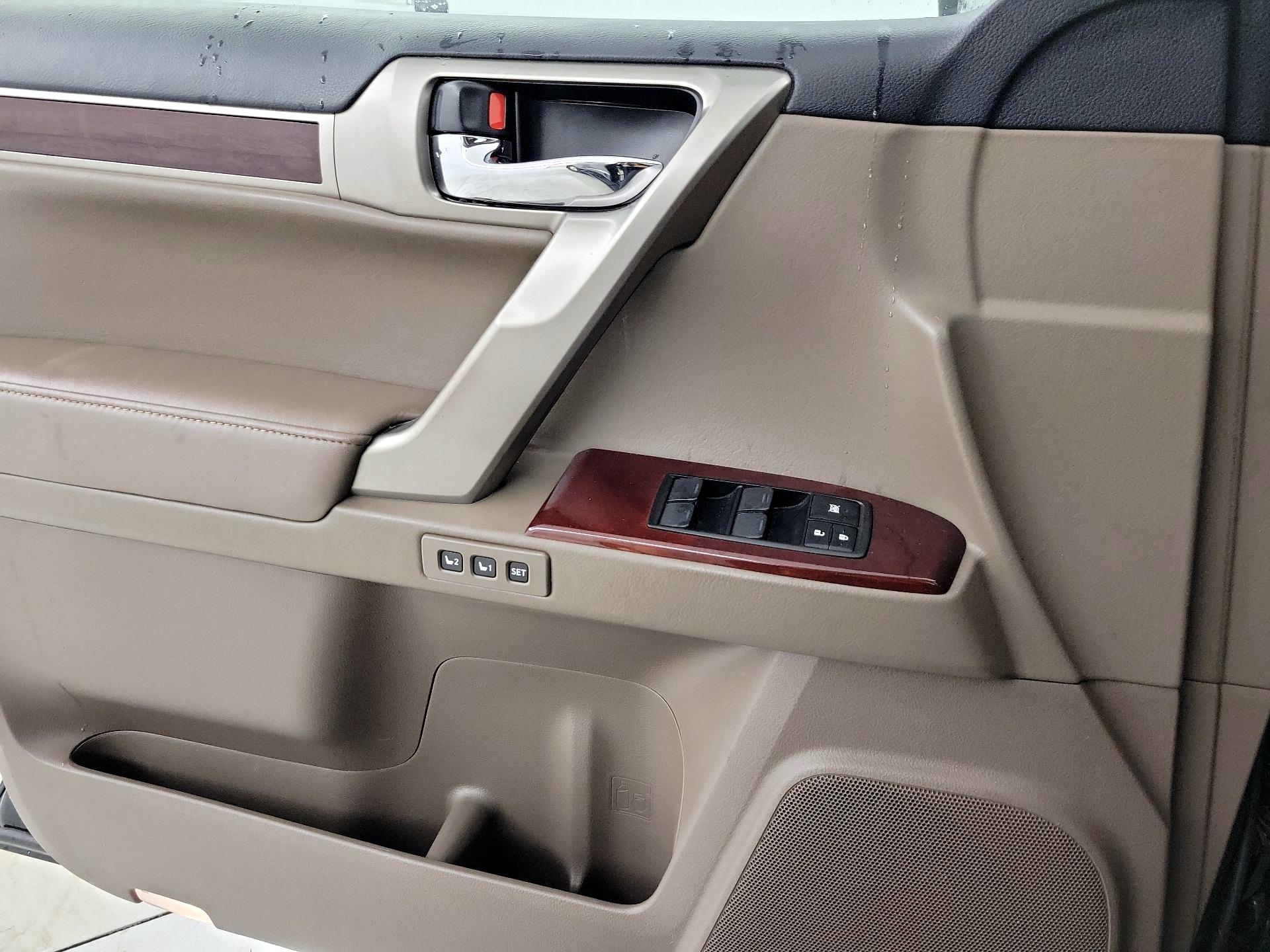 Thumbnail: 2018 Lexus GX - 12