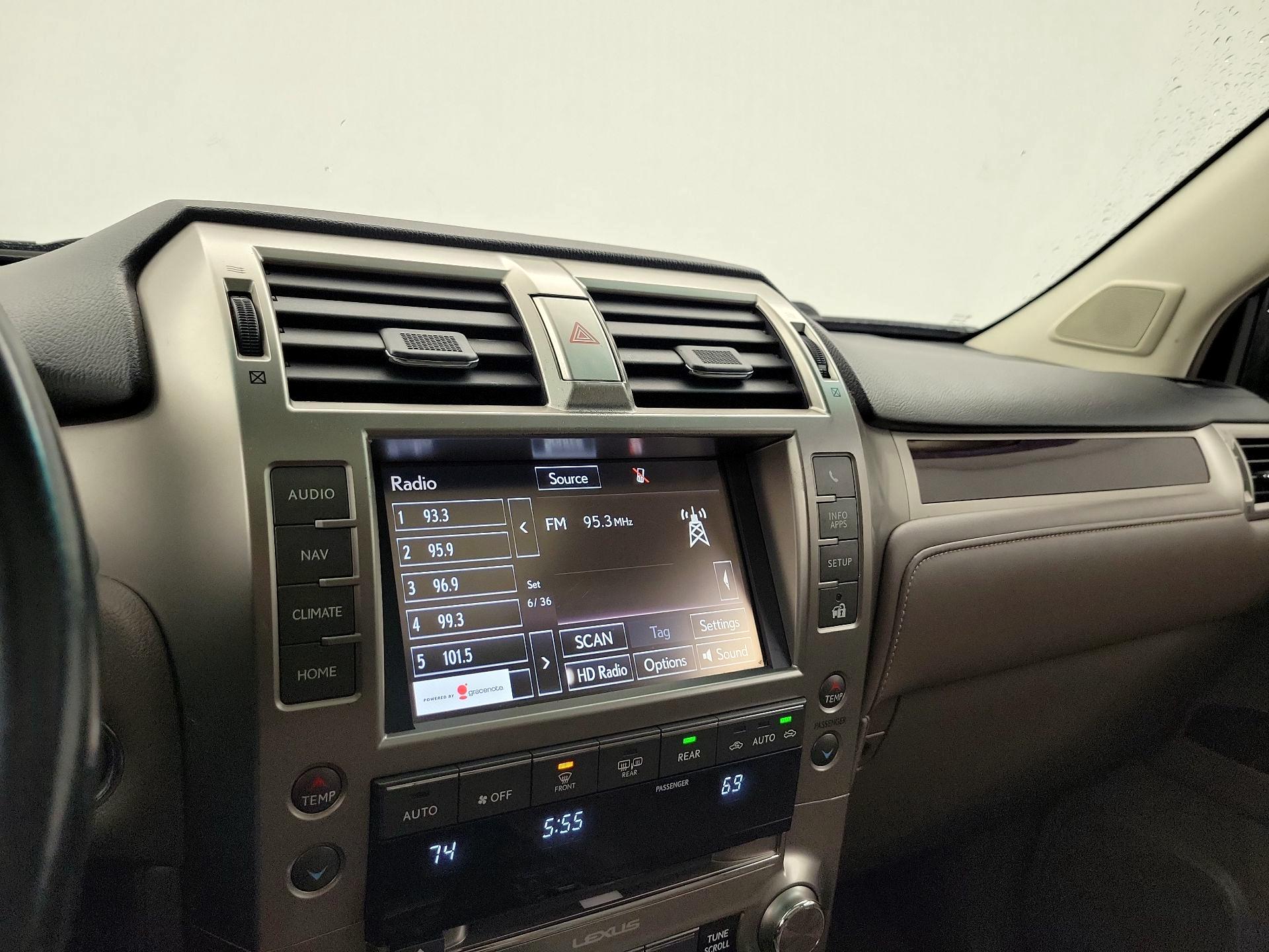 Thumbnail: 2018 Lexus GX - 16