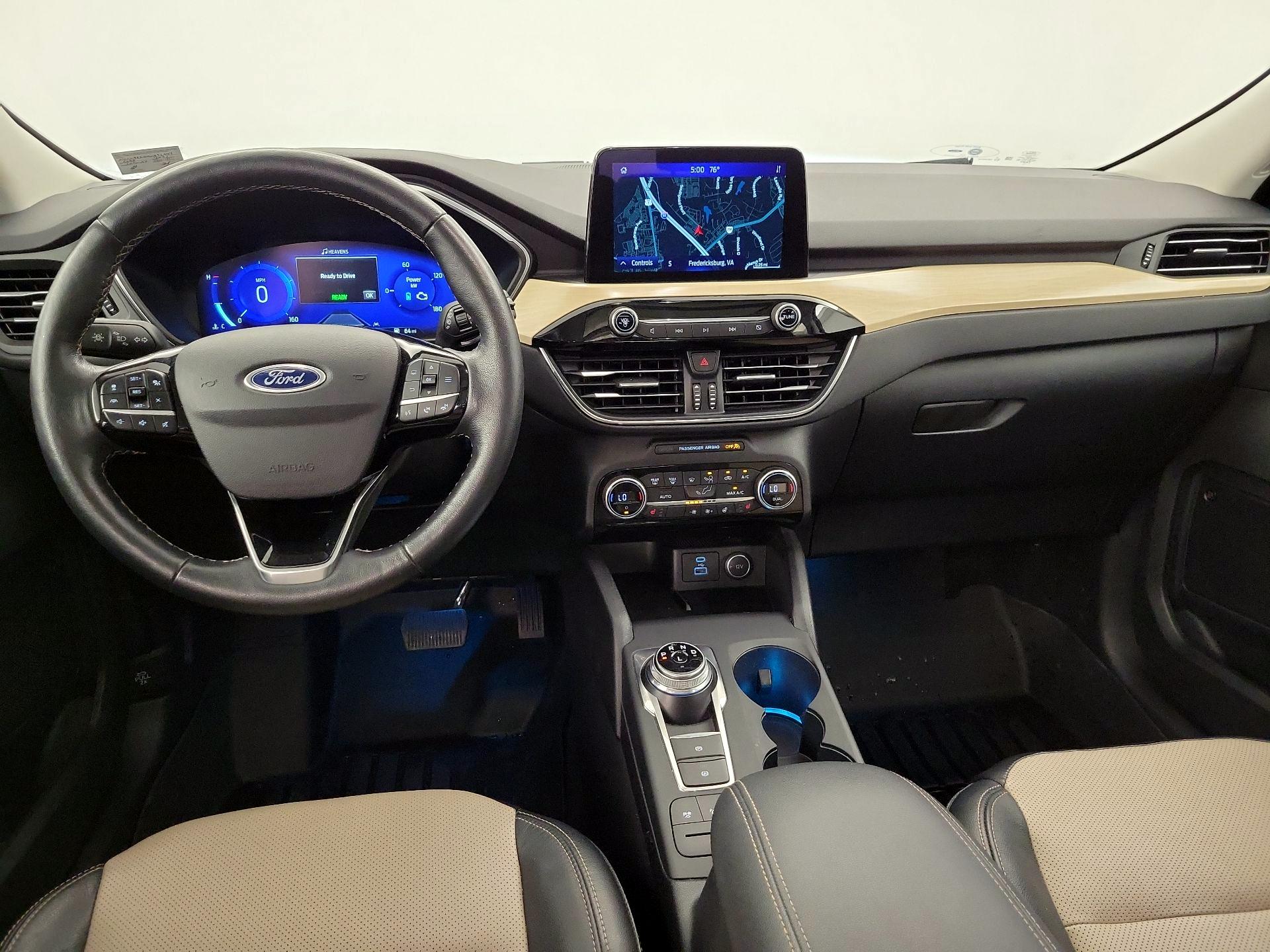 Thumbnail: 2021 Ford Escape - 9