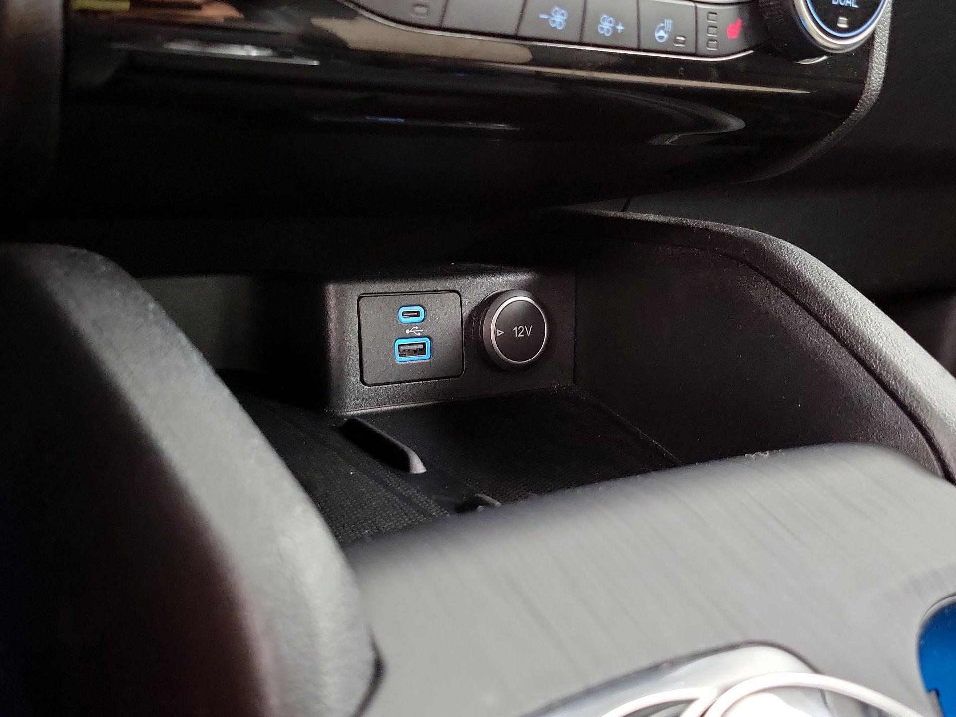 Thumbnail: 2021 Ford Escape - 19