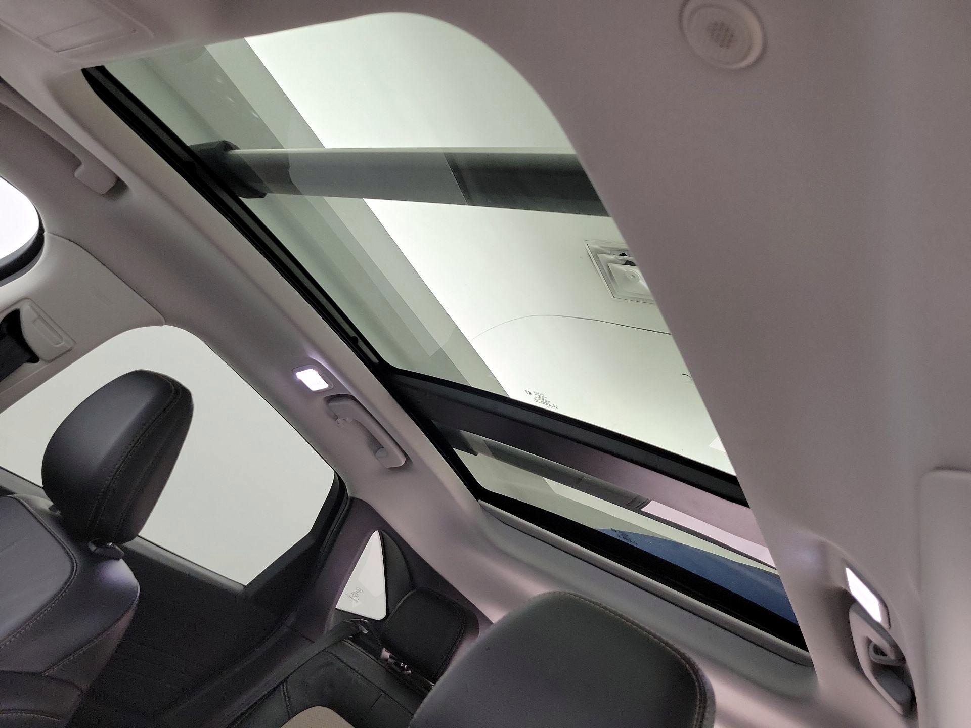Thumbnail: 2021 Ford Escape - 20