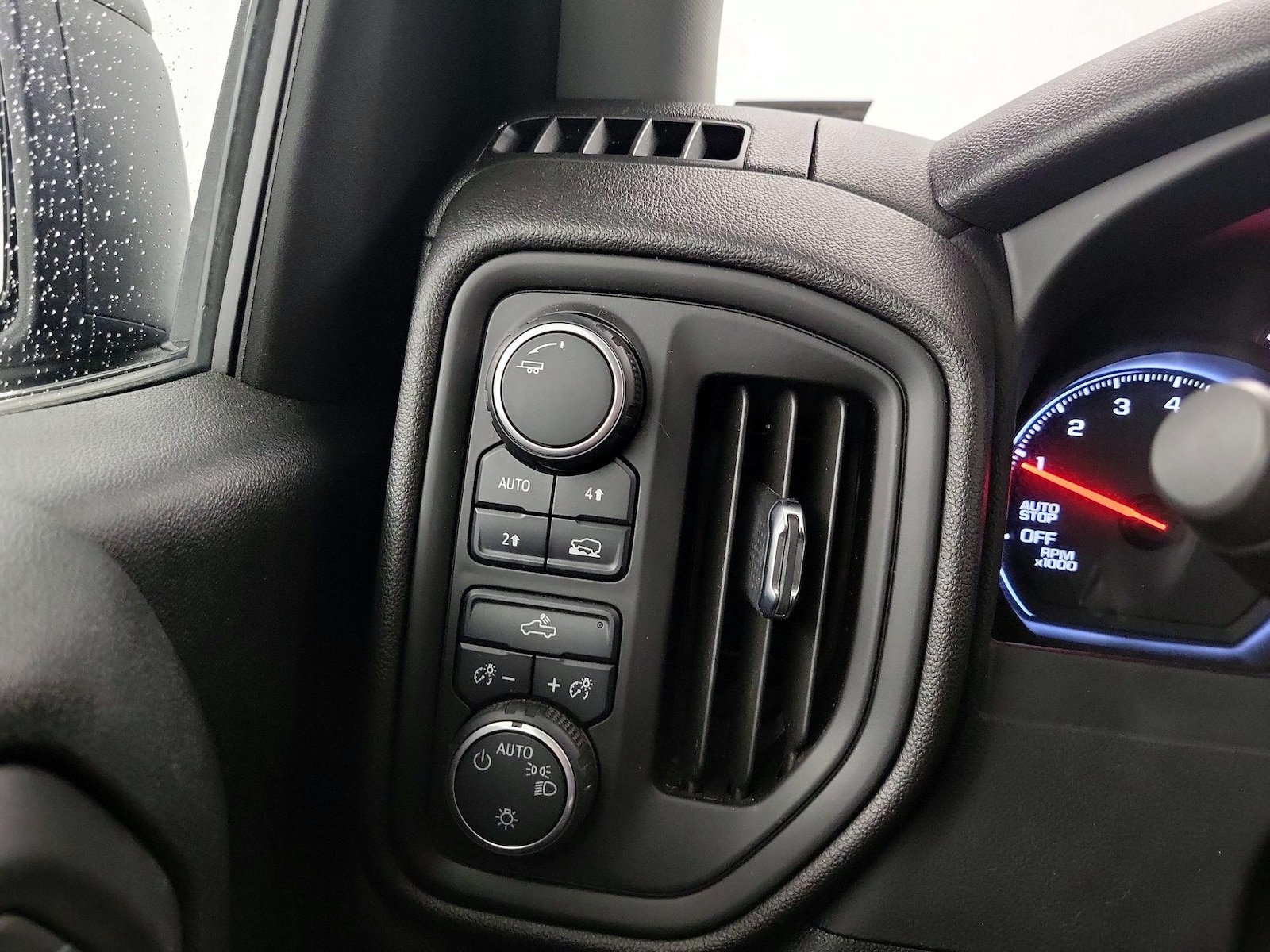 2021 Chevrolet Silverado 1500 Custom - Photo 14