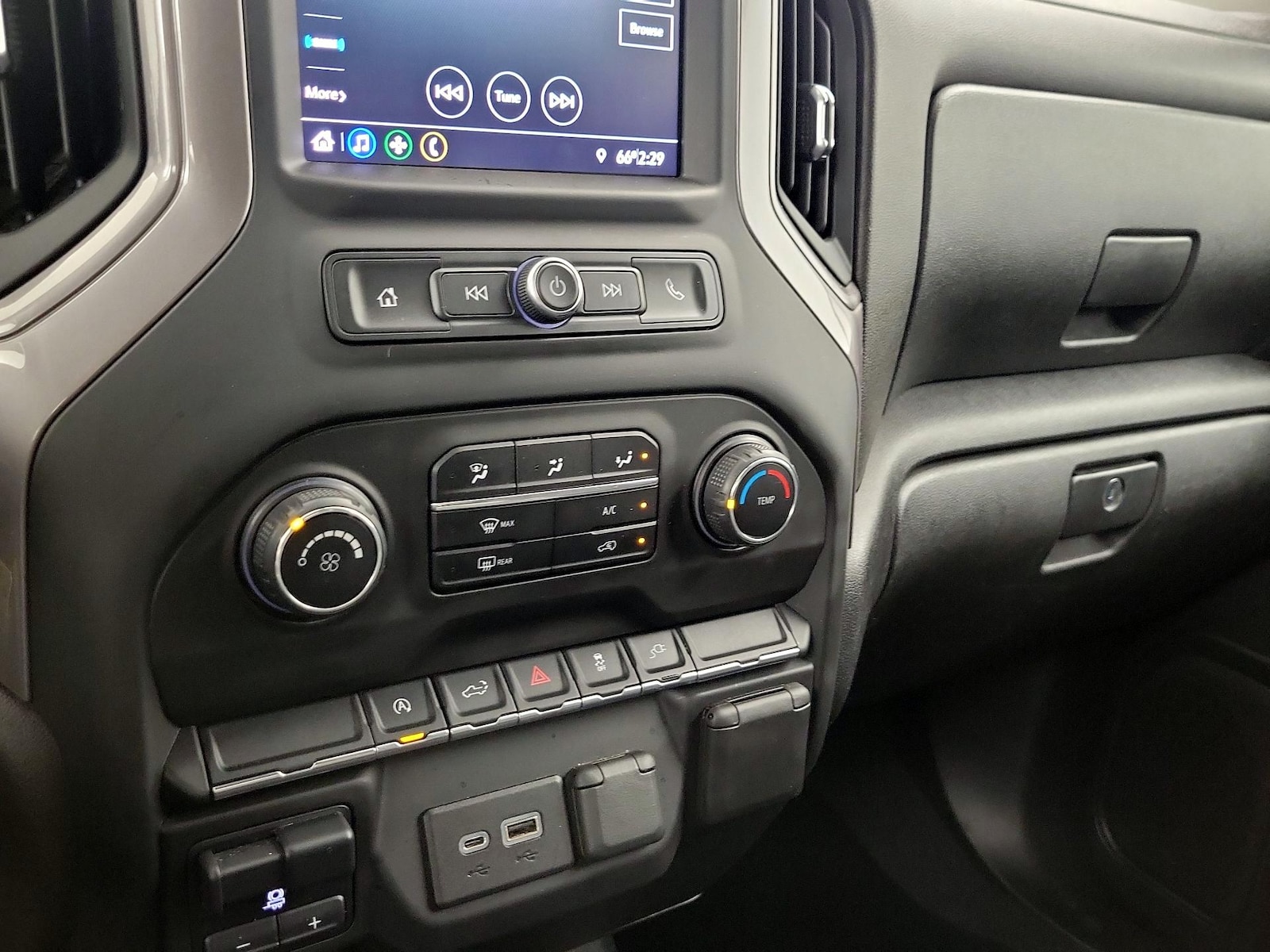 2021 Chevrolet Silverado 1500 Custom - Photo 17