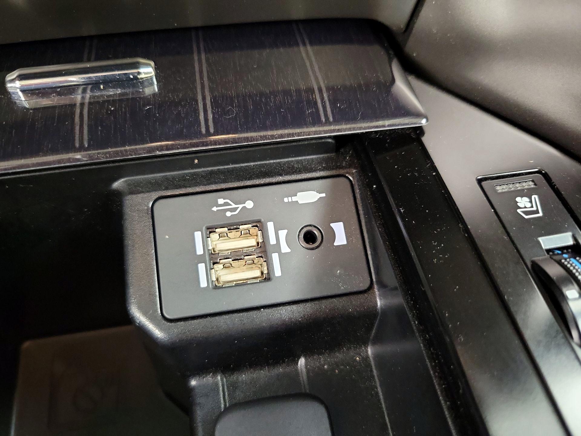 Thumbnail: 2021 Lexus GX - 19