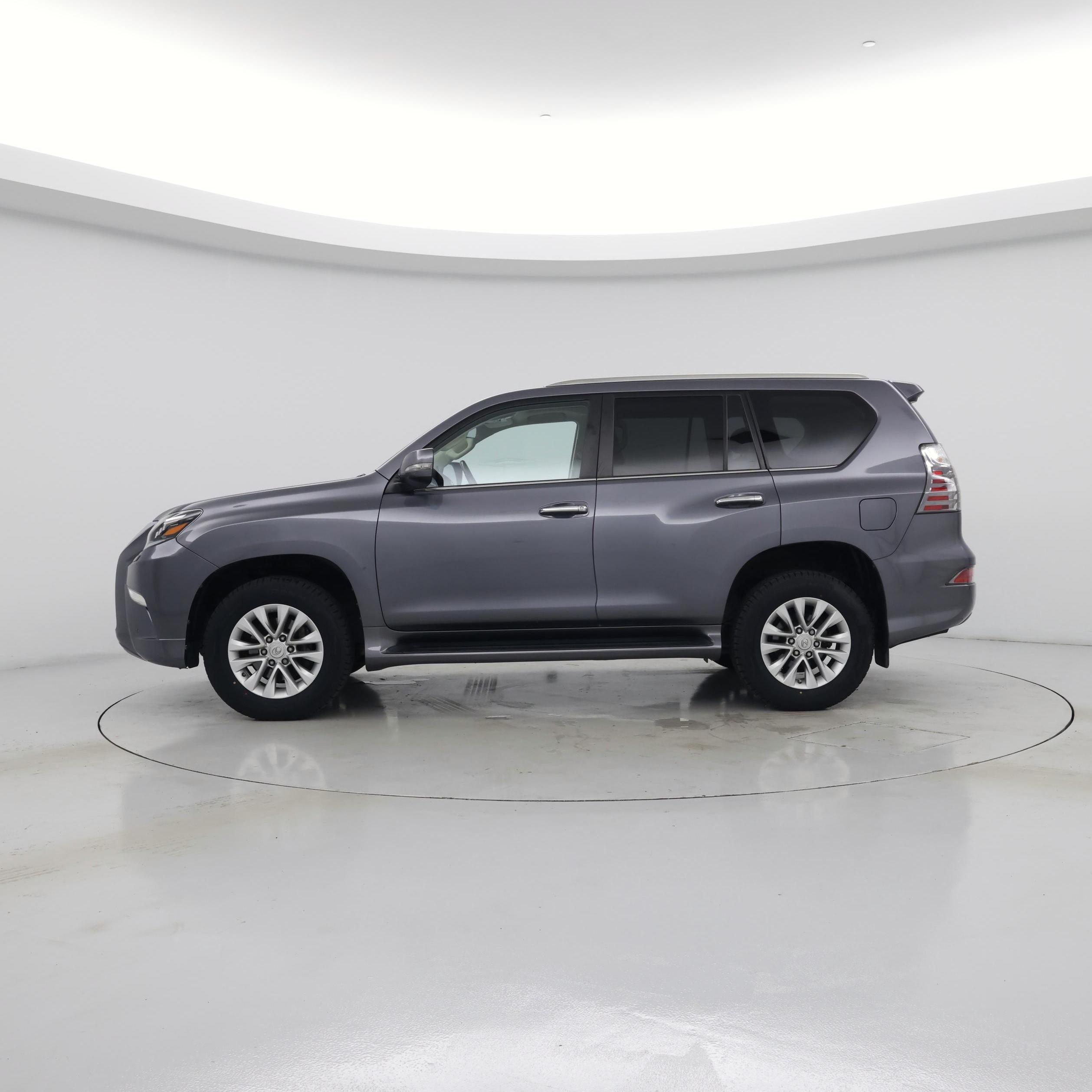 Thumbnail: 2021 Lexus GX - 3