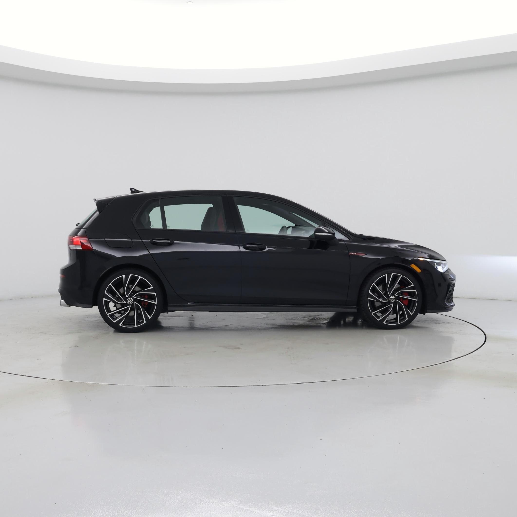 Thumbnail: 2022 Volkswagen Golf - 7