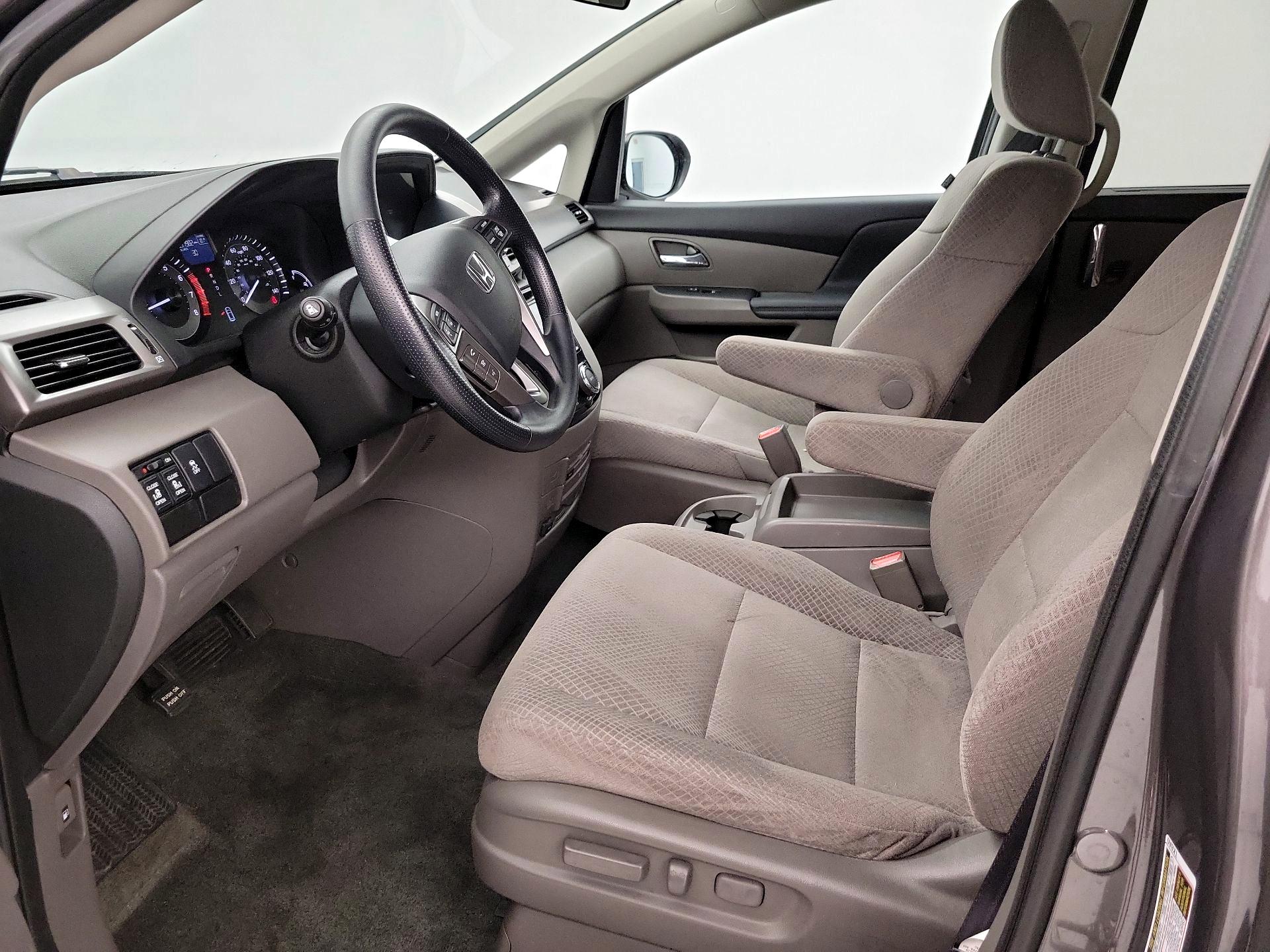 Thumbnail: 2016 Honda Odyssey - 11