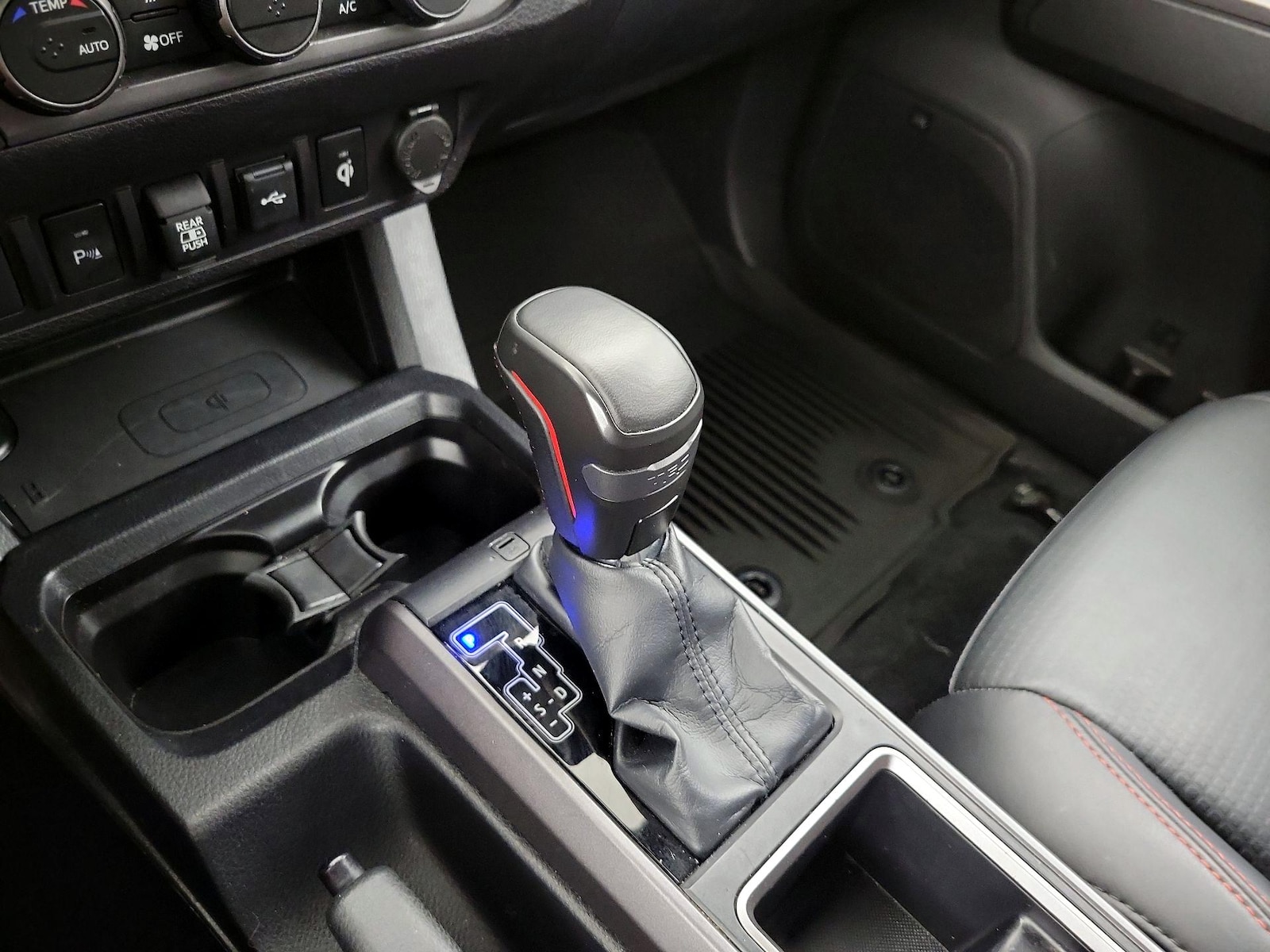 2021 Toyota Tacoma TRD Pro - Photo 19