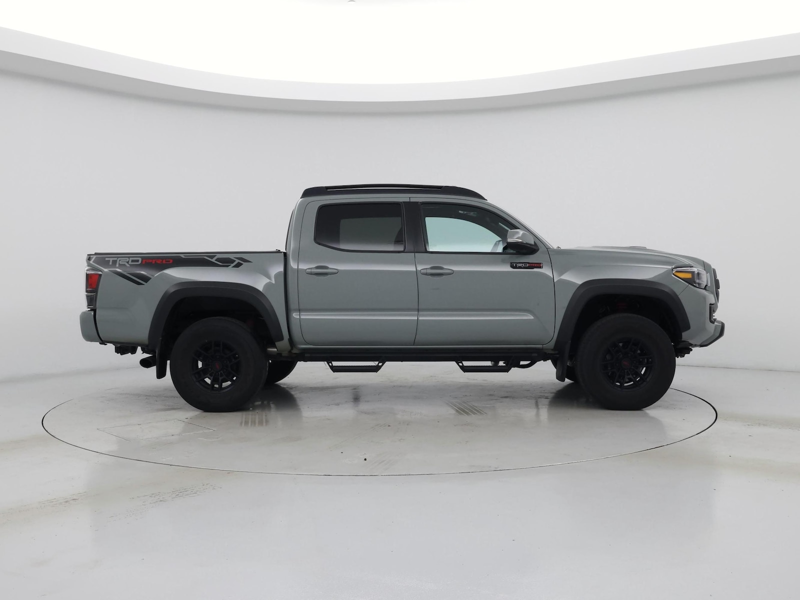 2021 Toyota Tacoma TRD Pro - Photo 8