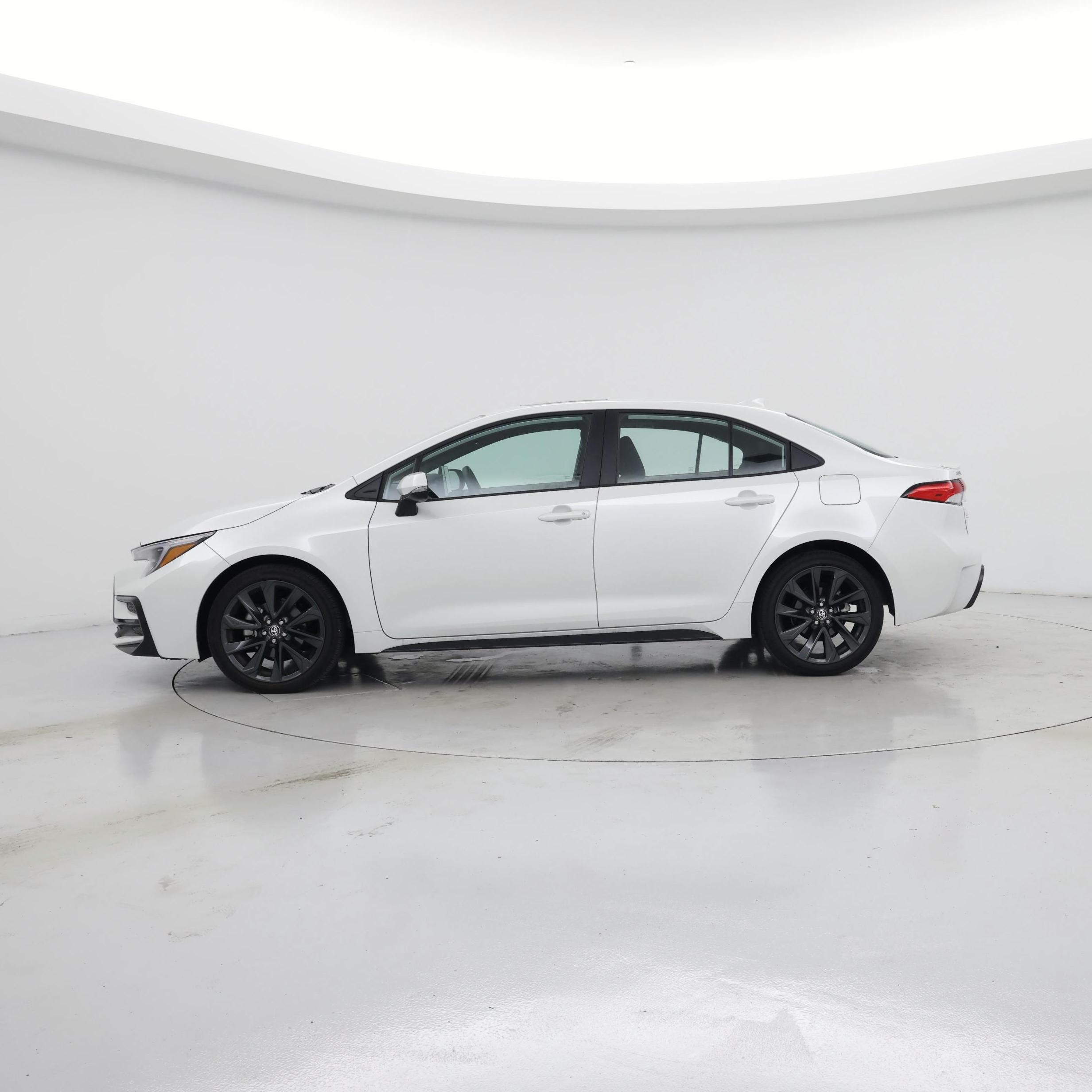 Thumbnail: 2025 Toyota Corolla - 3