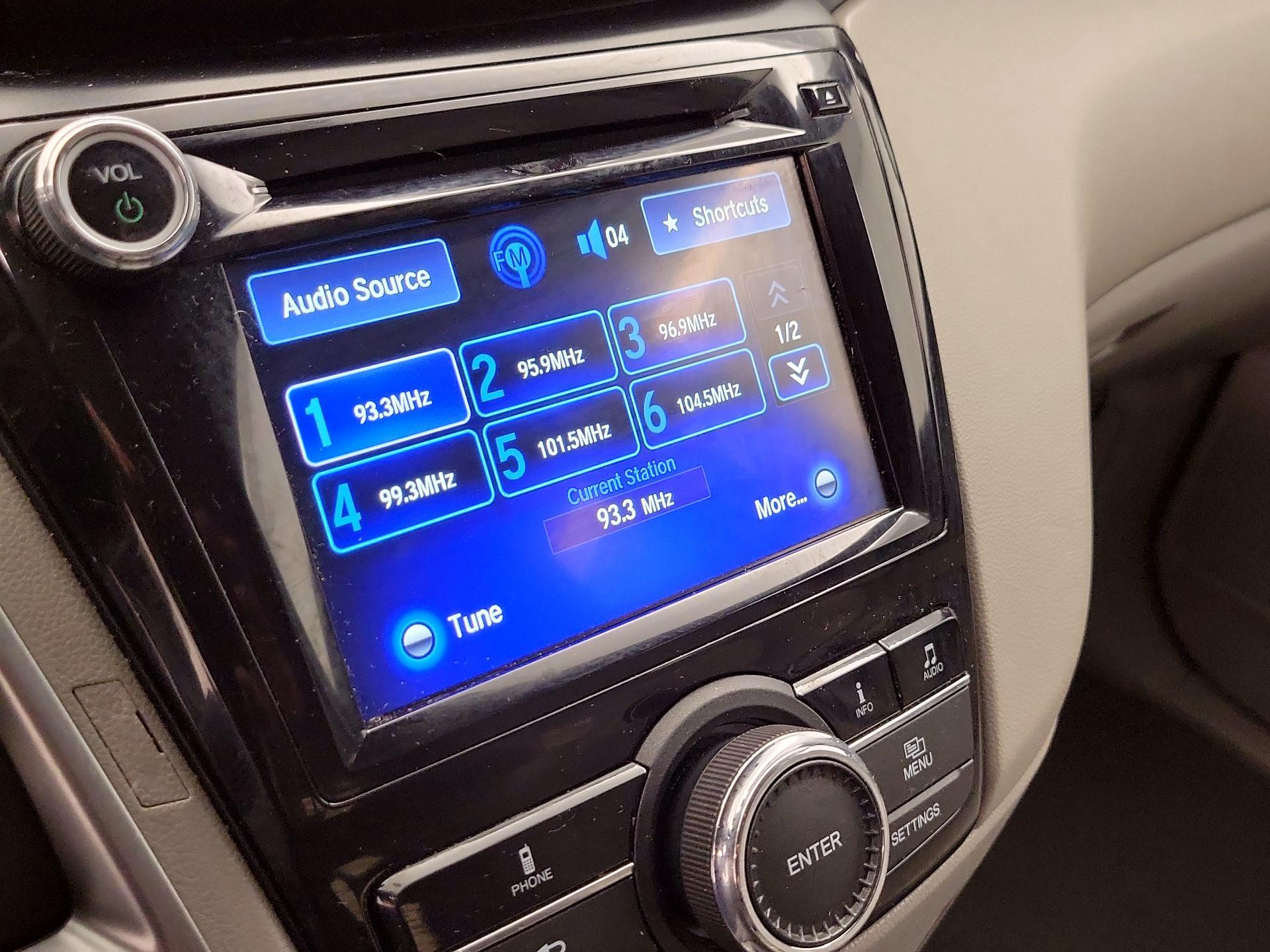 Thumbnail: 2016 Honda Odyssey - 15
