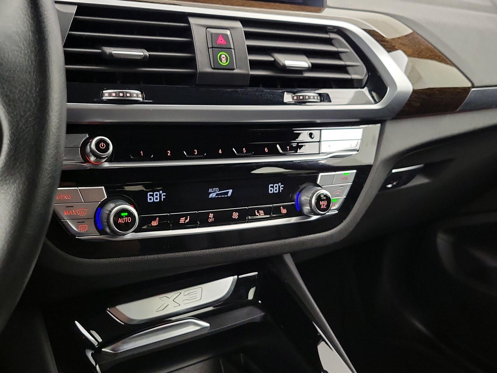 Thumbnail: 2021 BMW X3 - 17