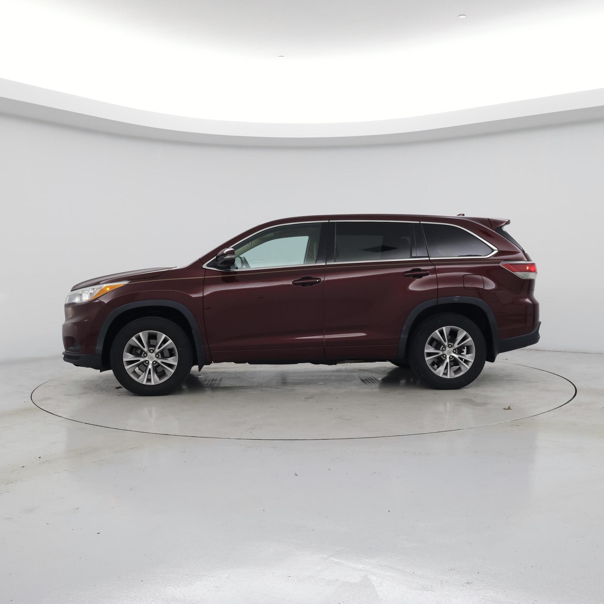 Thumbnail: 2015 Toyota Highlander - 3