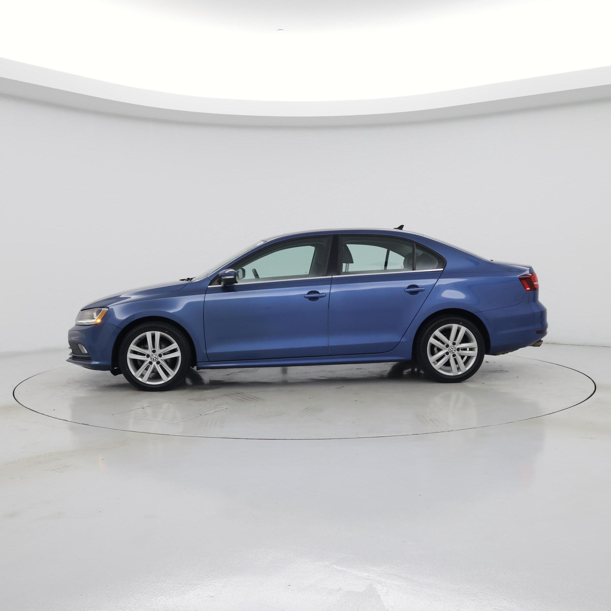 Thumbnail: 2017 Volkswagen Jetta - 3