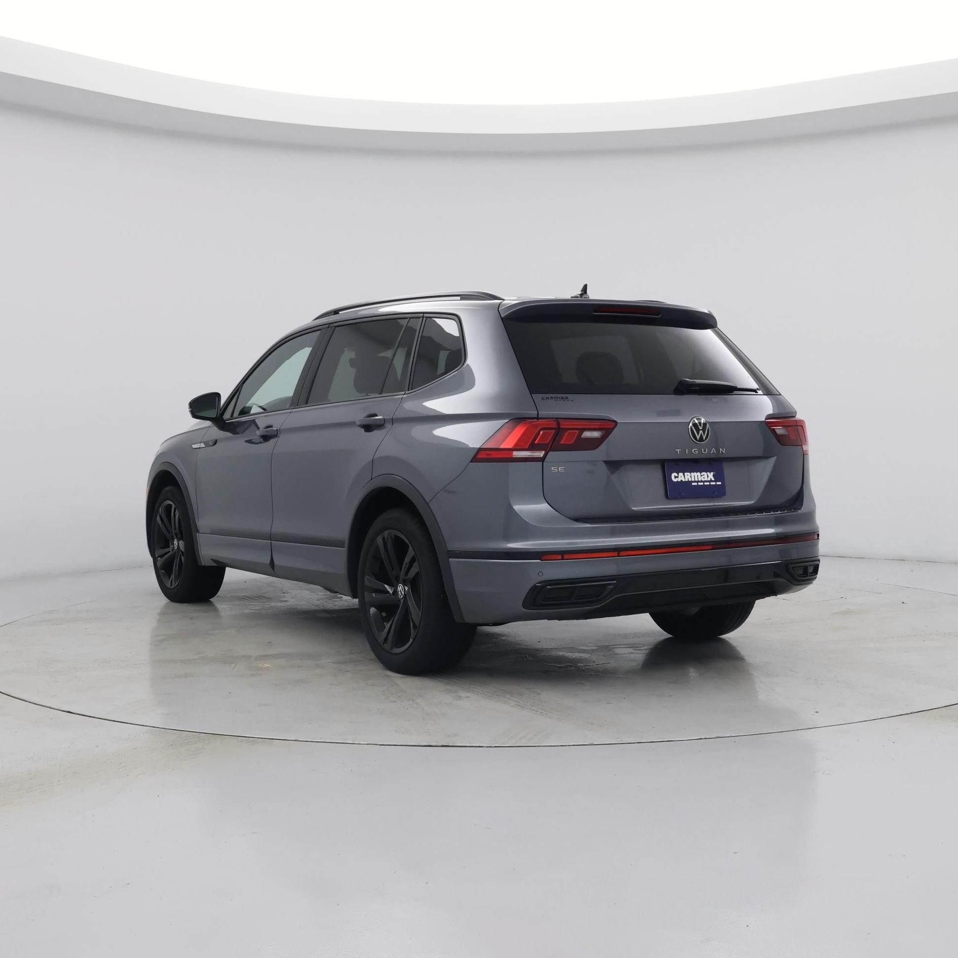 Thumbnail: 2023 Volkswagen Tiguan - 2