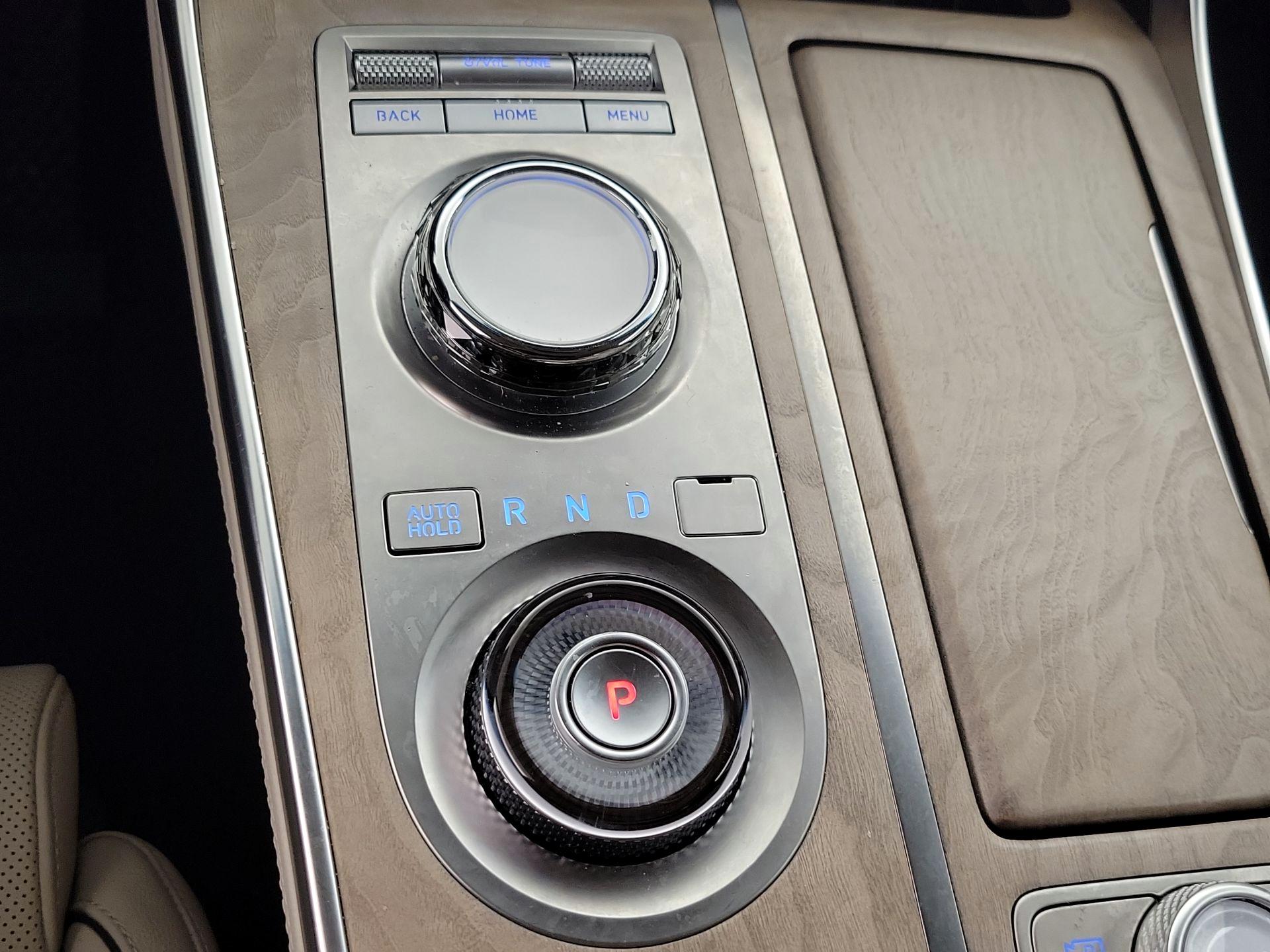 Thumbnail: 2023 Genesis GV80 - 18