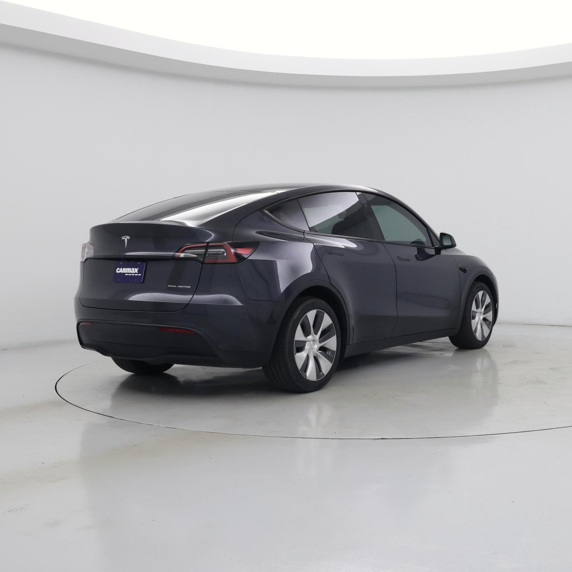 Thumbnail: 2024 Tesla Model Y - 8
