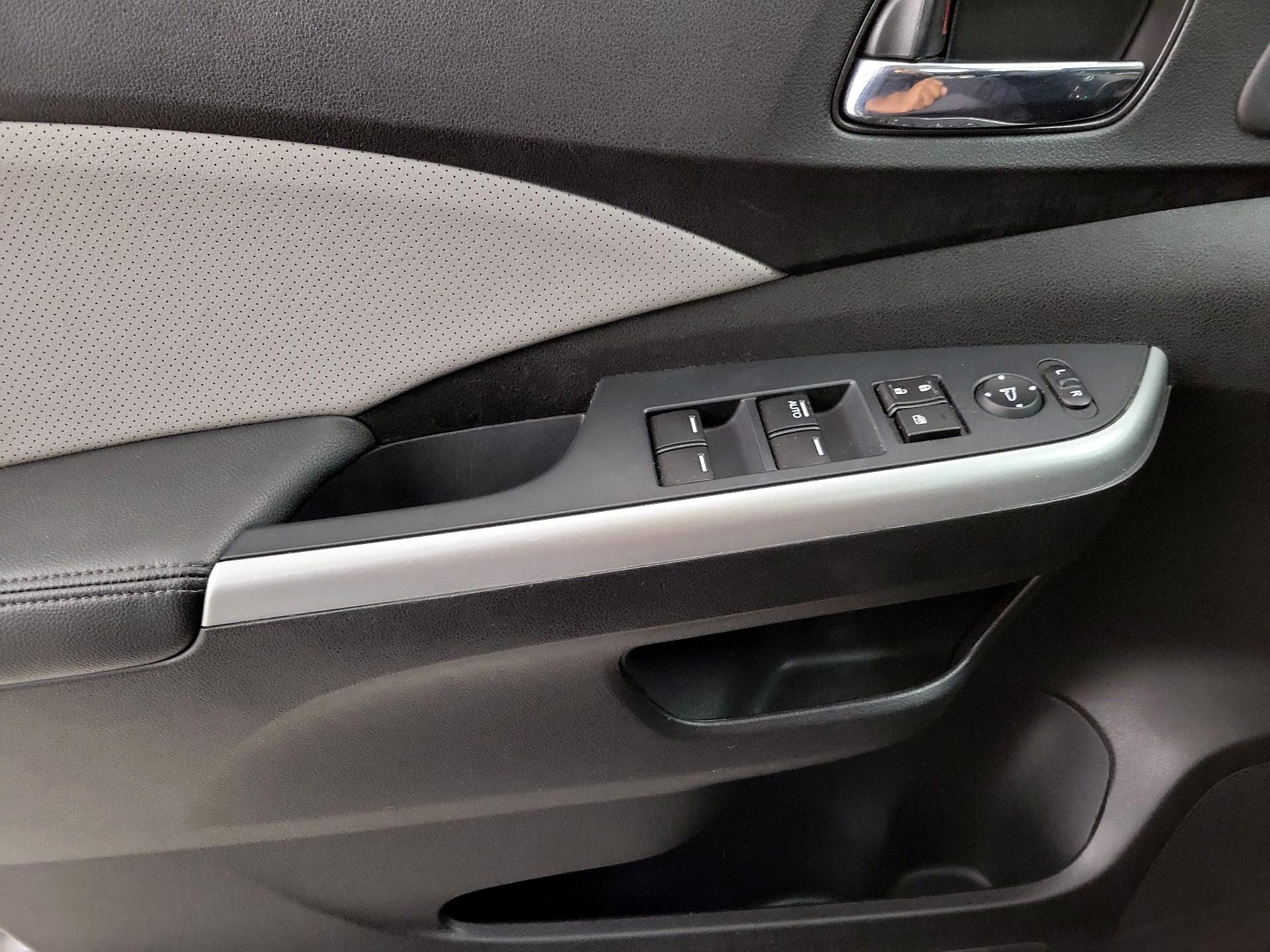 Thumbnail: 2016 Honda CR-V - 12