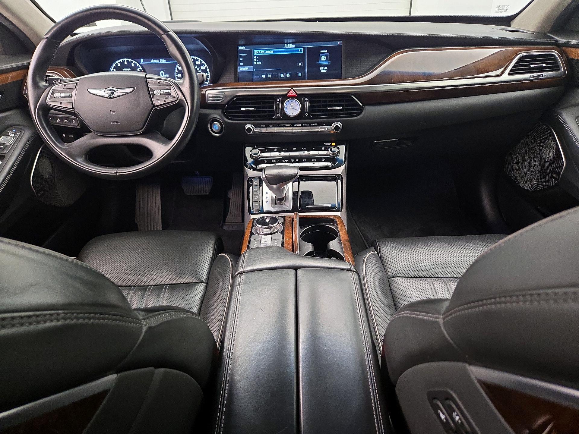 Thumbnail: 2019 Genesis G90 - 9