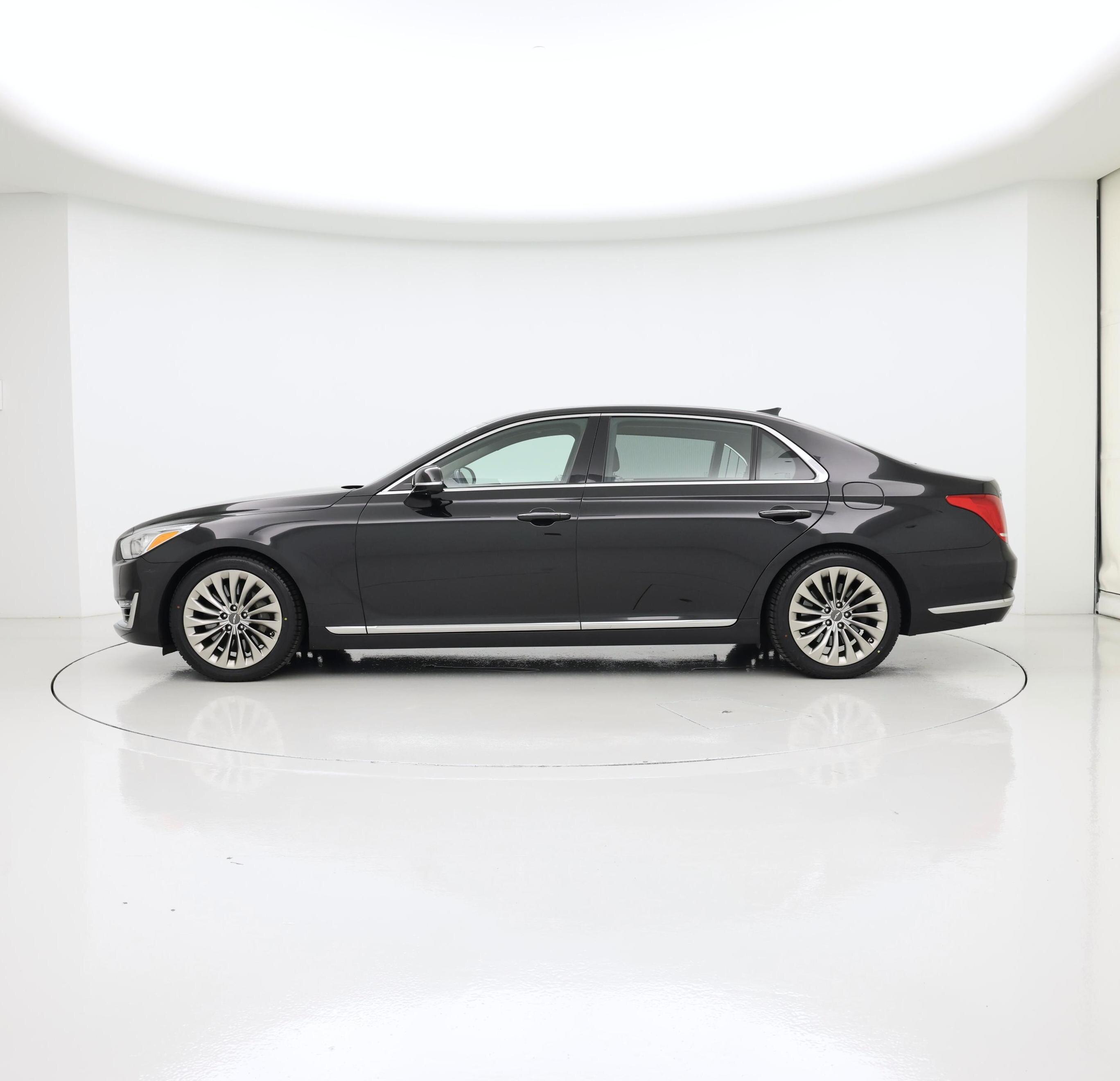Thumbnail: 2019 Genesis G90 - 3