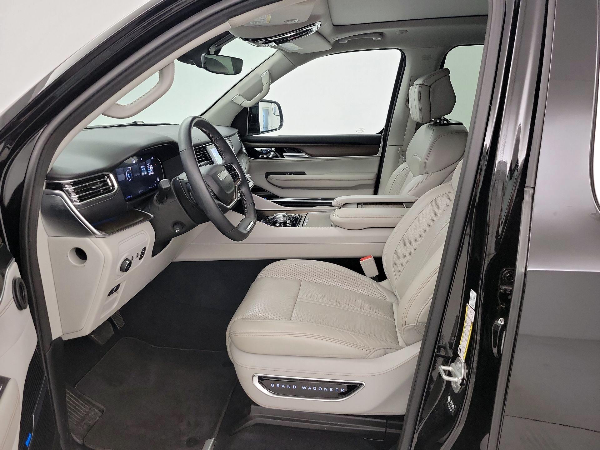 Thumbnail: 2023 Jeep Grand Wagoneer - 11