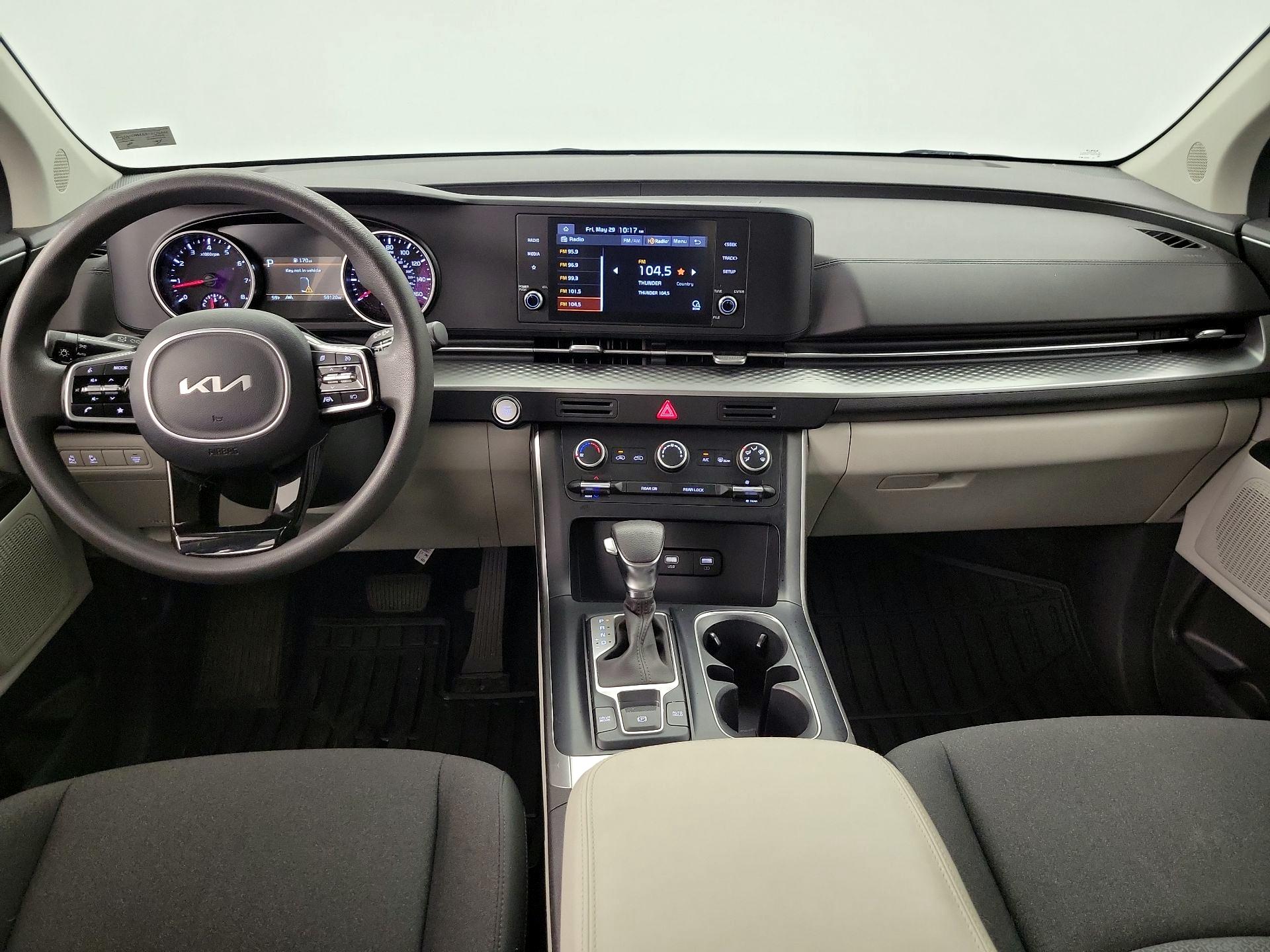 Thumbnail: 2022 Kia Carnival - 9