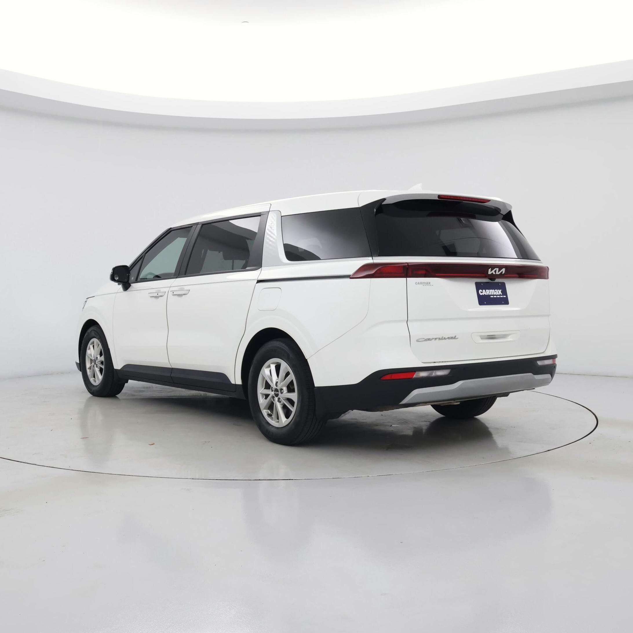 Thumbnail: 2022 Kia Carnival - 2