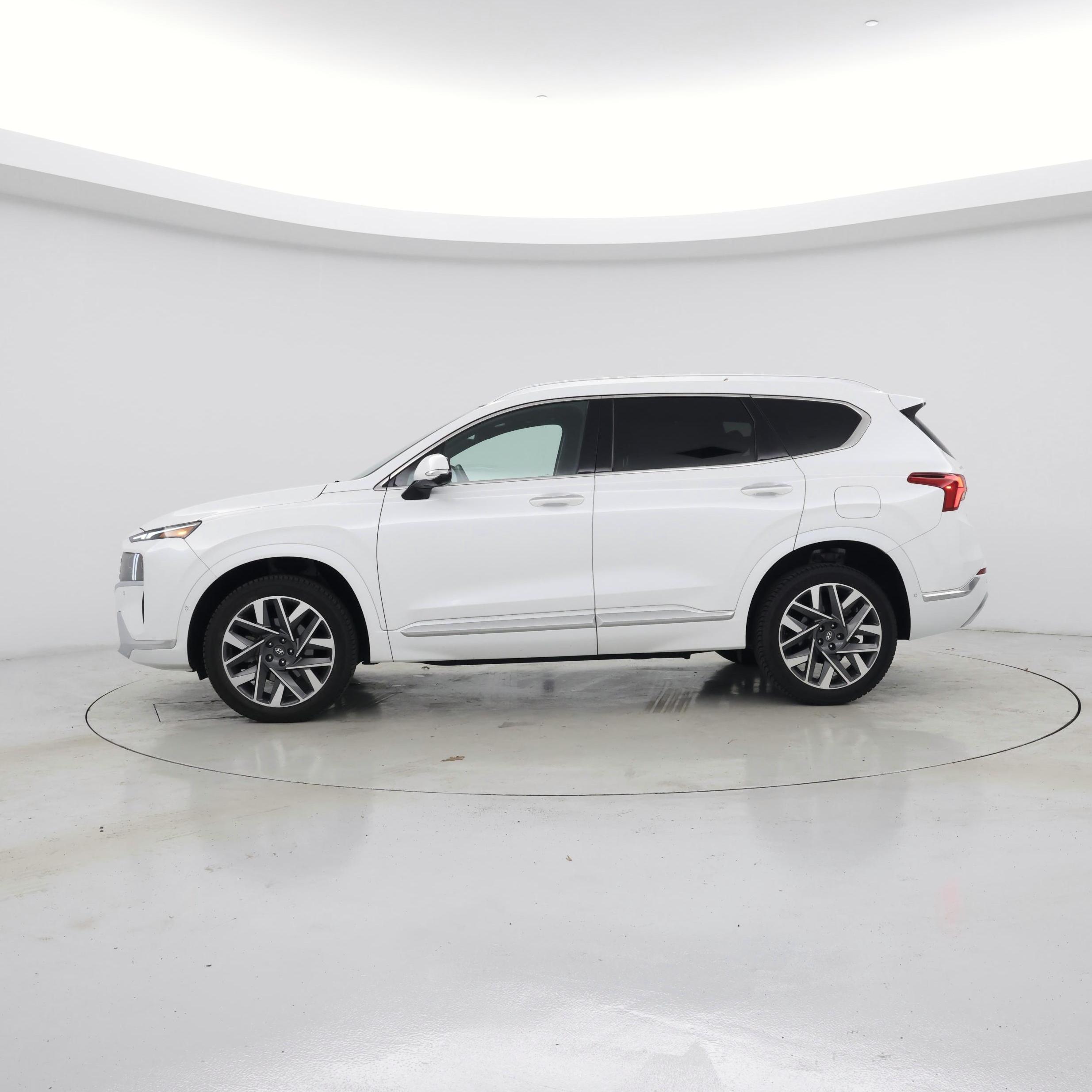 Thumbnail: 2022 Hyundai Santa Fe - 3