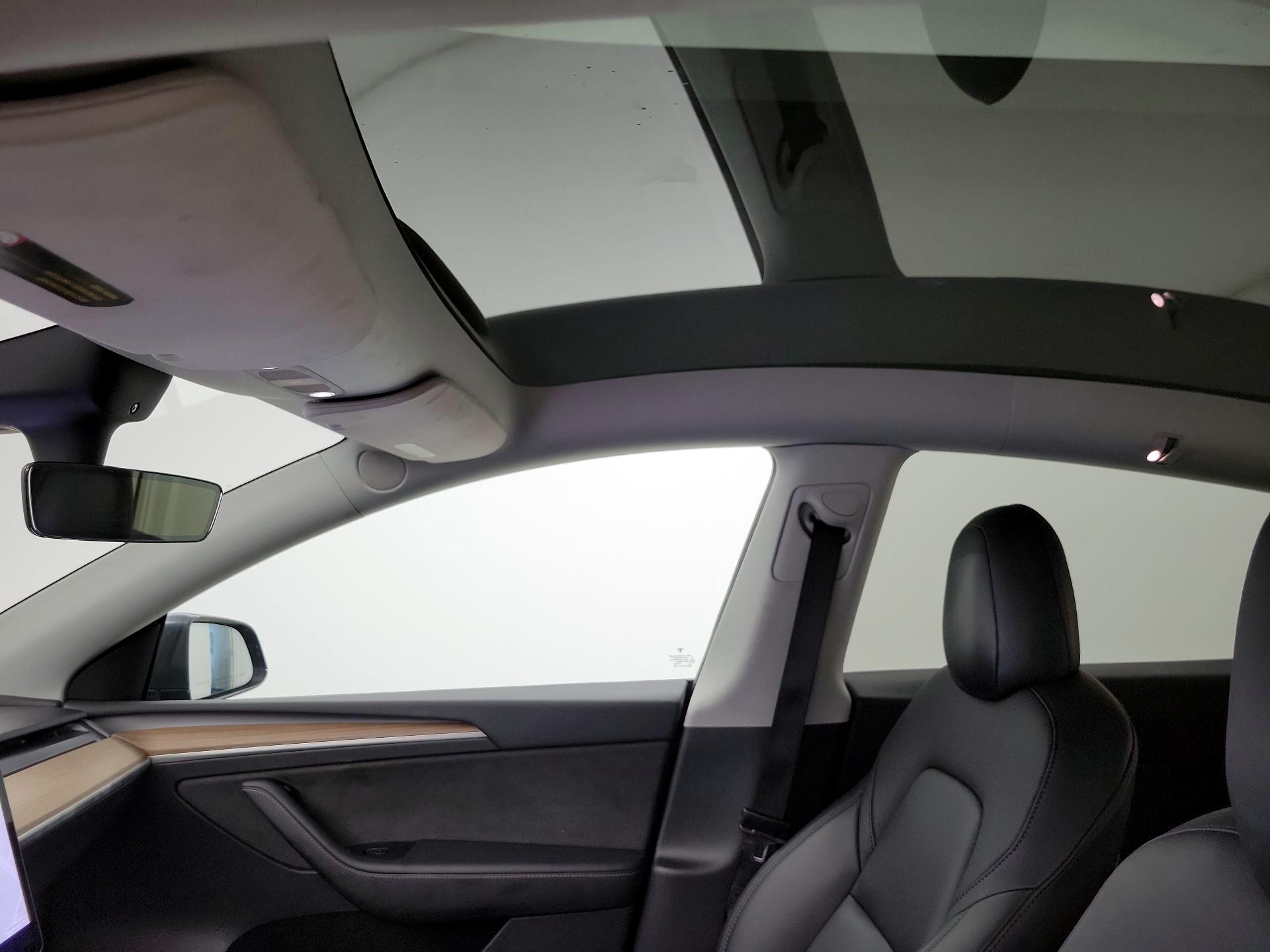 Thumbnail: 2022 Tesla Model Y - 19