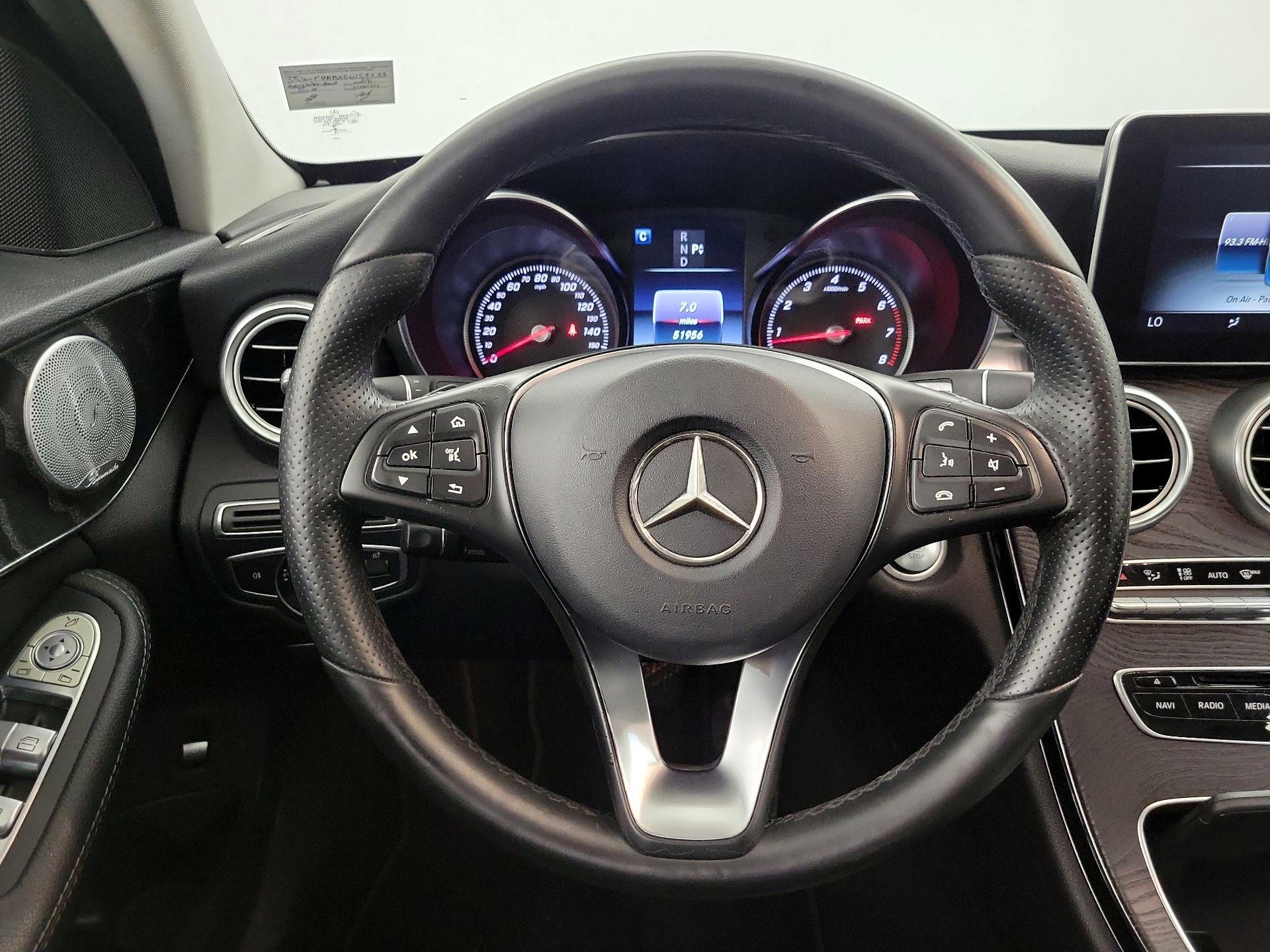 Thumbnail: 2016 Mercedes-Benz C-Class - 10