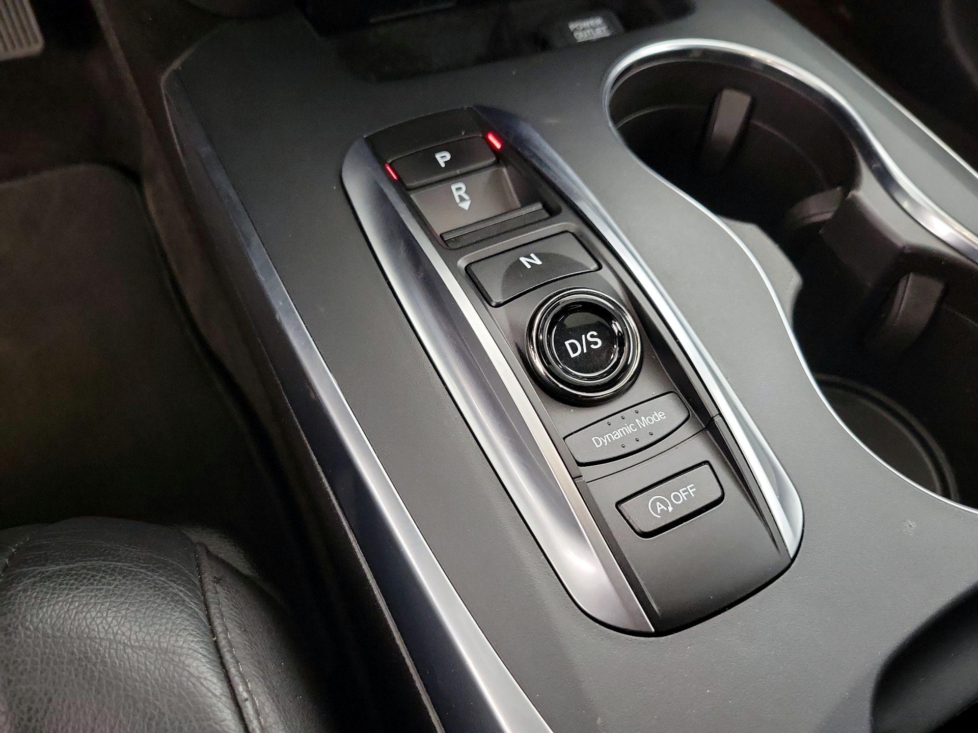 Thumbnail: 2020 Acura MDX - 17