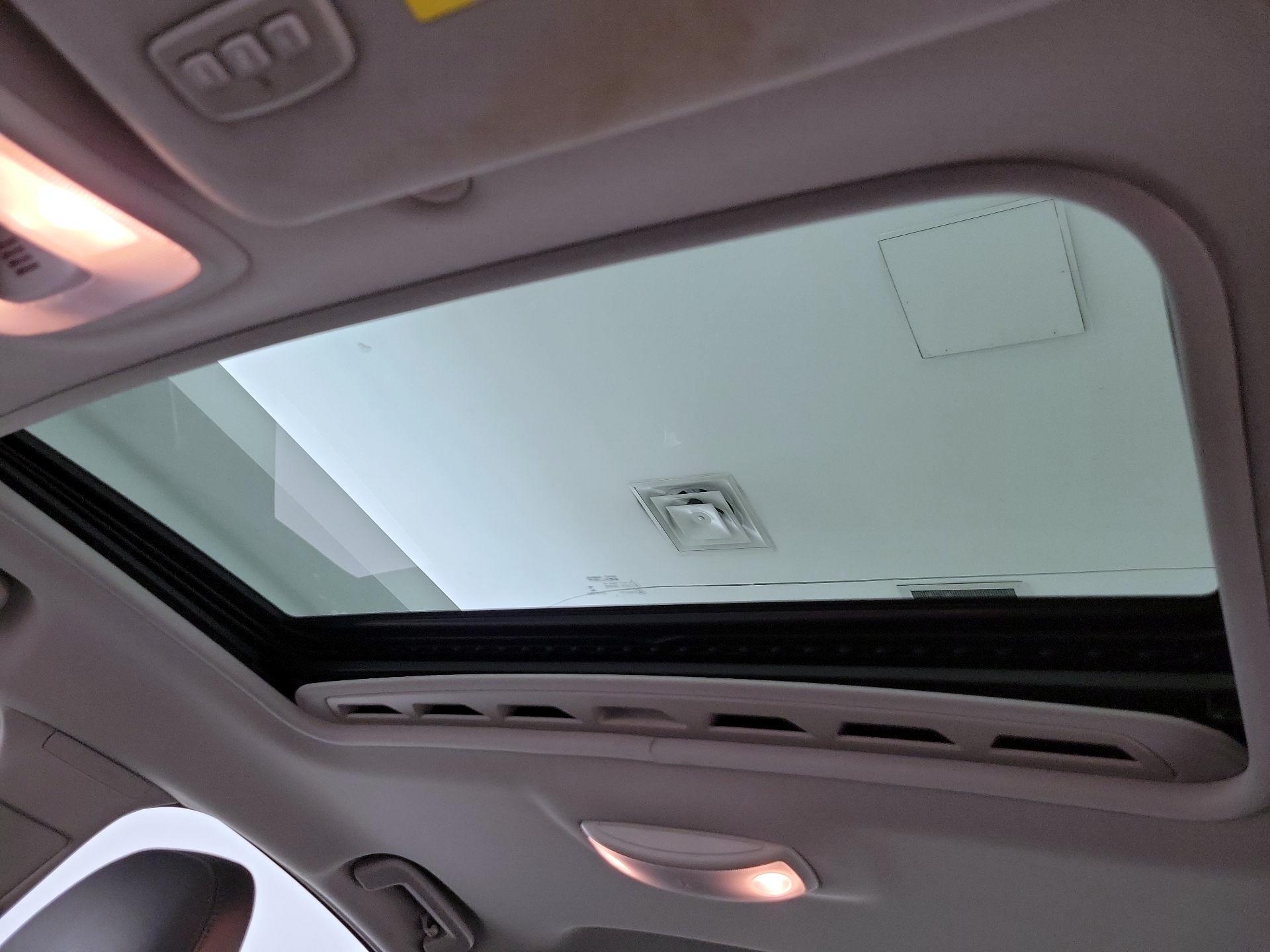 Thumbnail: 2016 Volvo S60 - 20