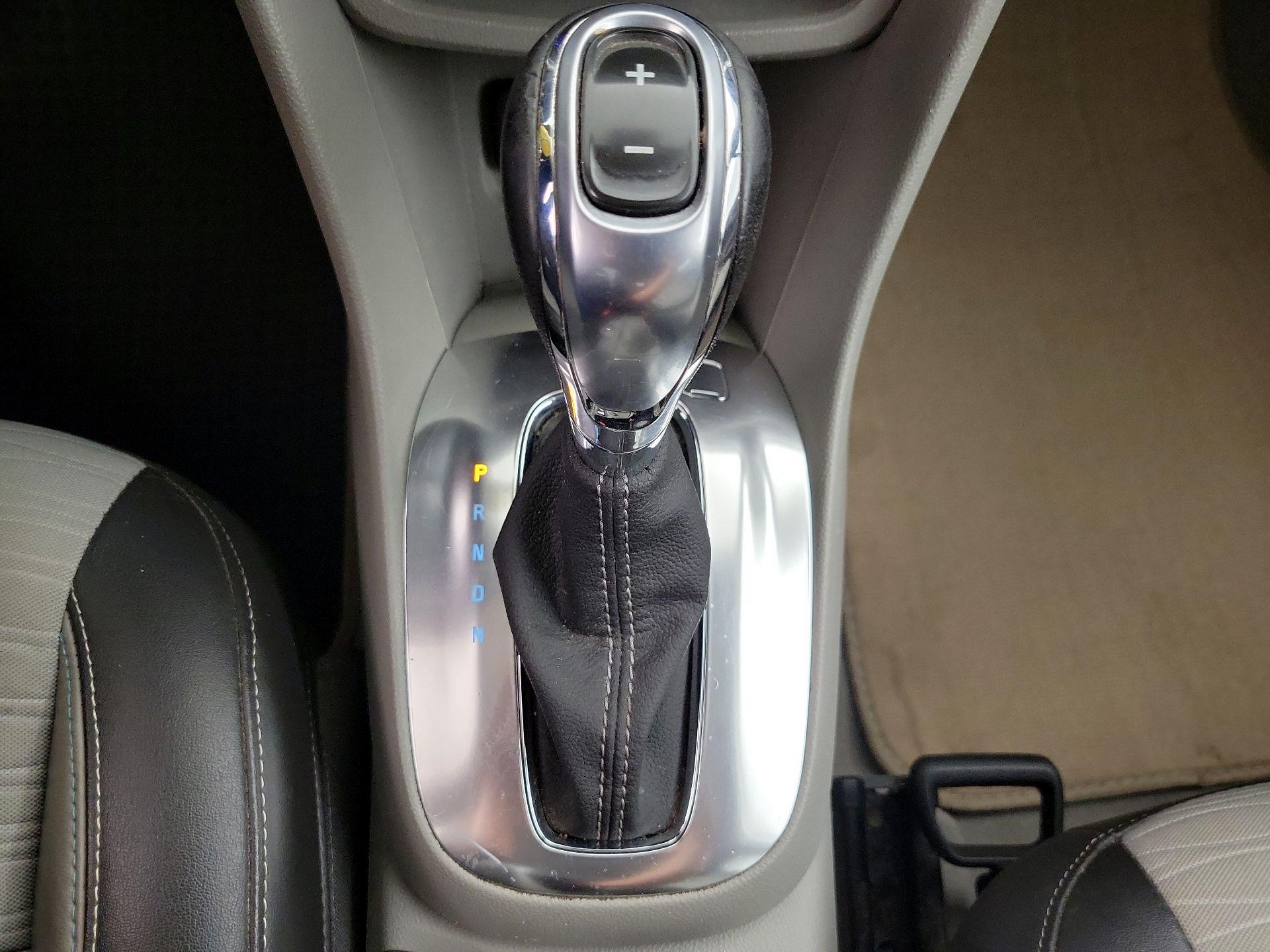 Thumbnail: 2016 Buick Encore - 17