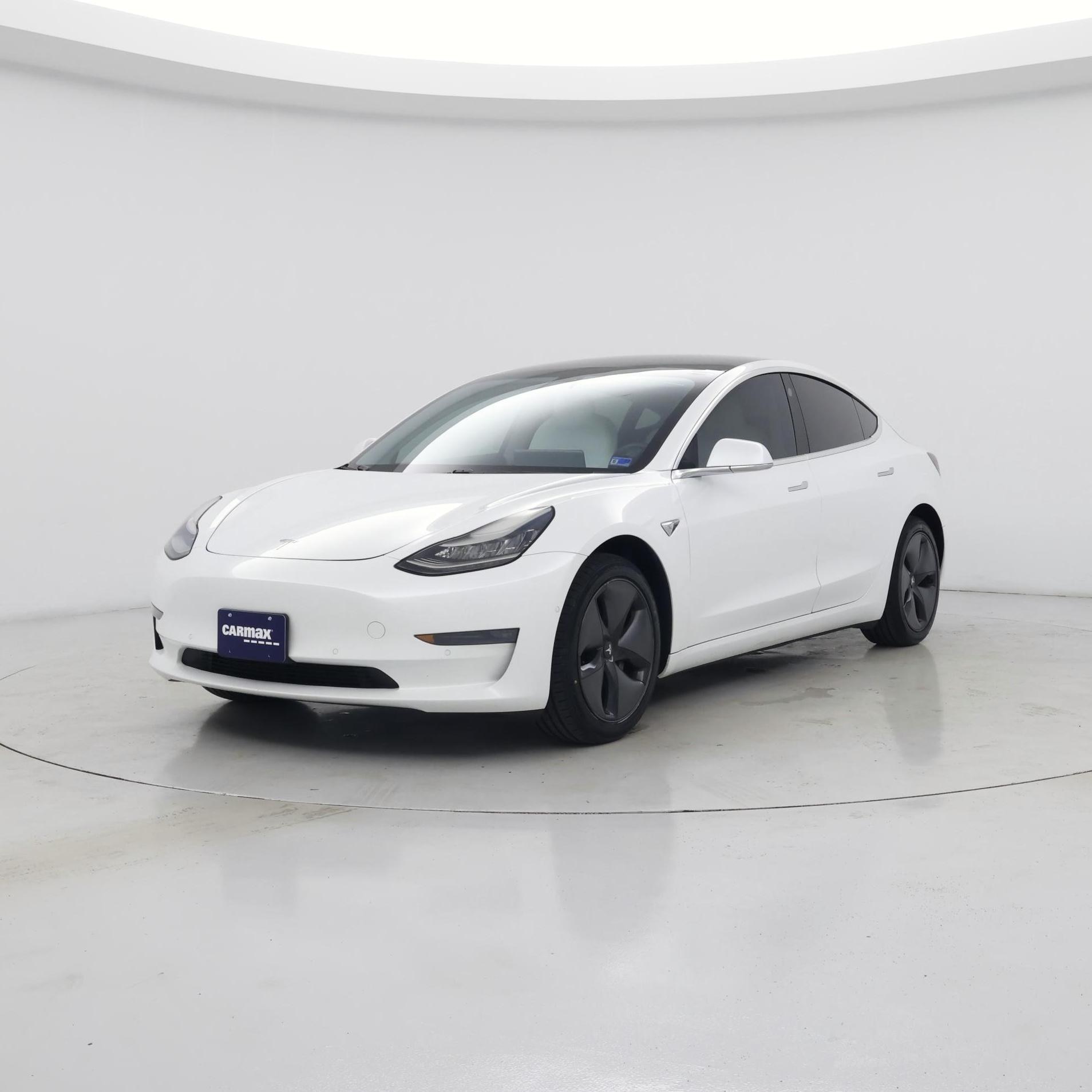 Thumbnail: 2019 Tesla Model 3 - 4