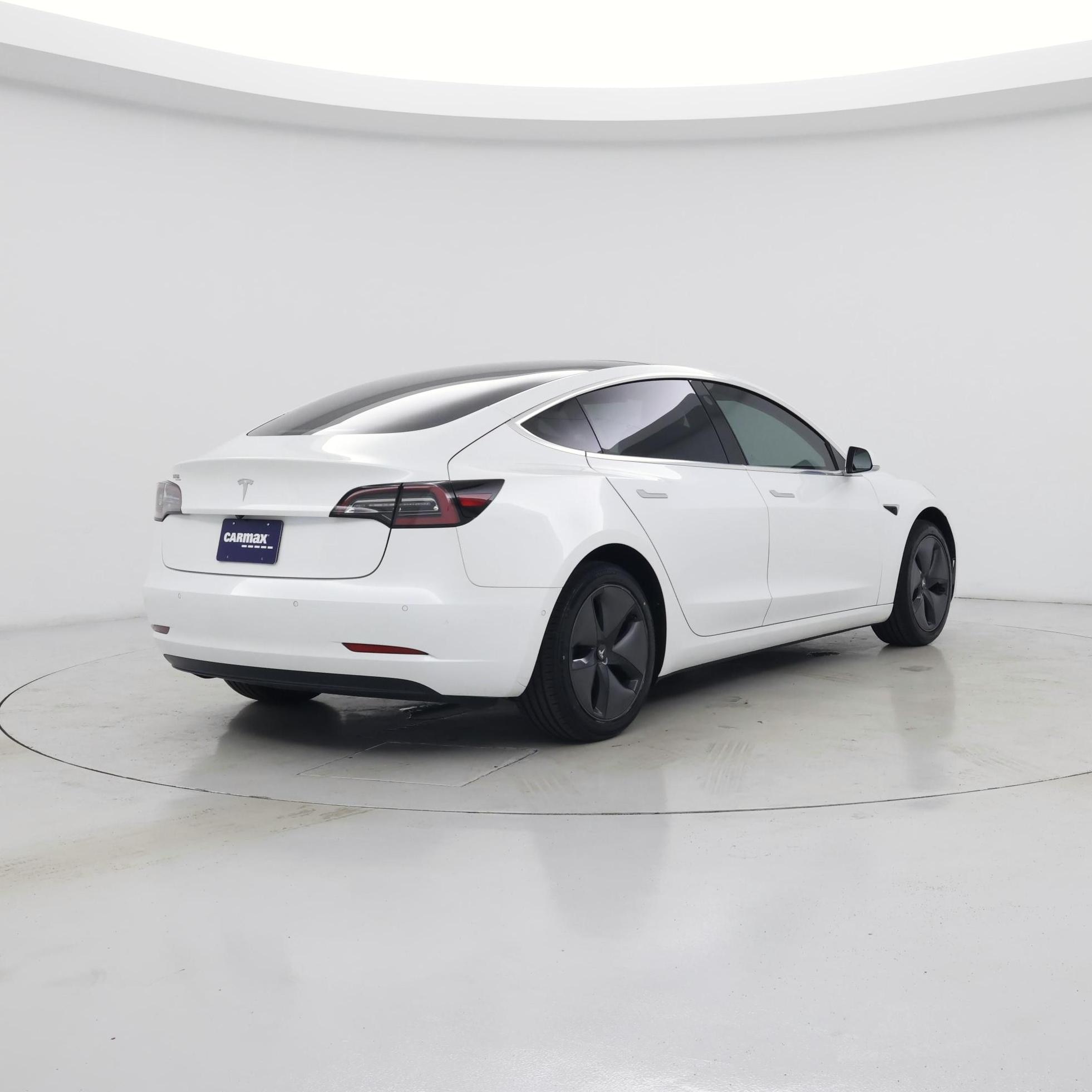Thumbnail: 2019 Tesla Model 3 - 8