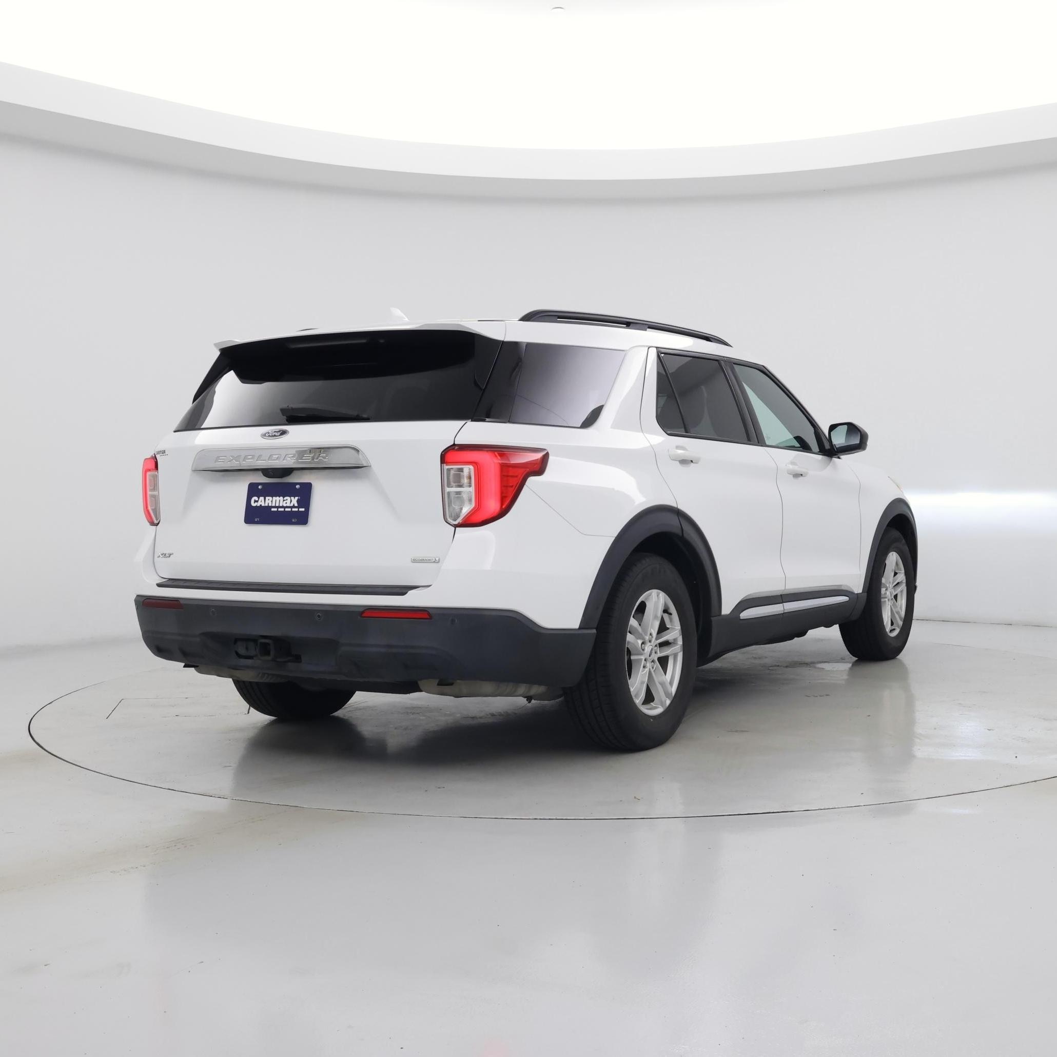 Thumbnail: 2020 Ford Explorer - 8